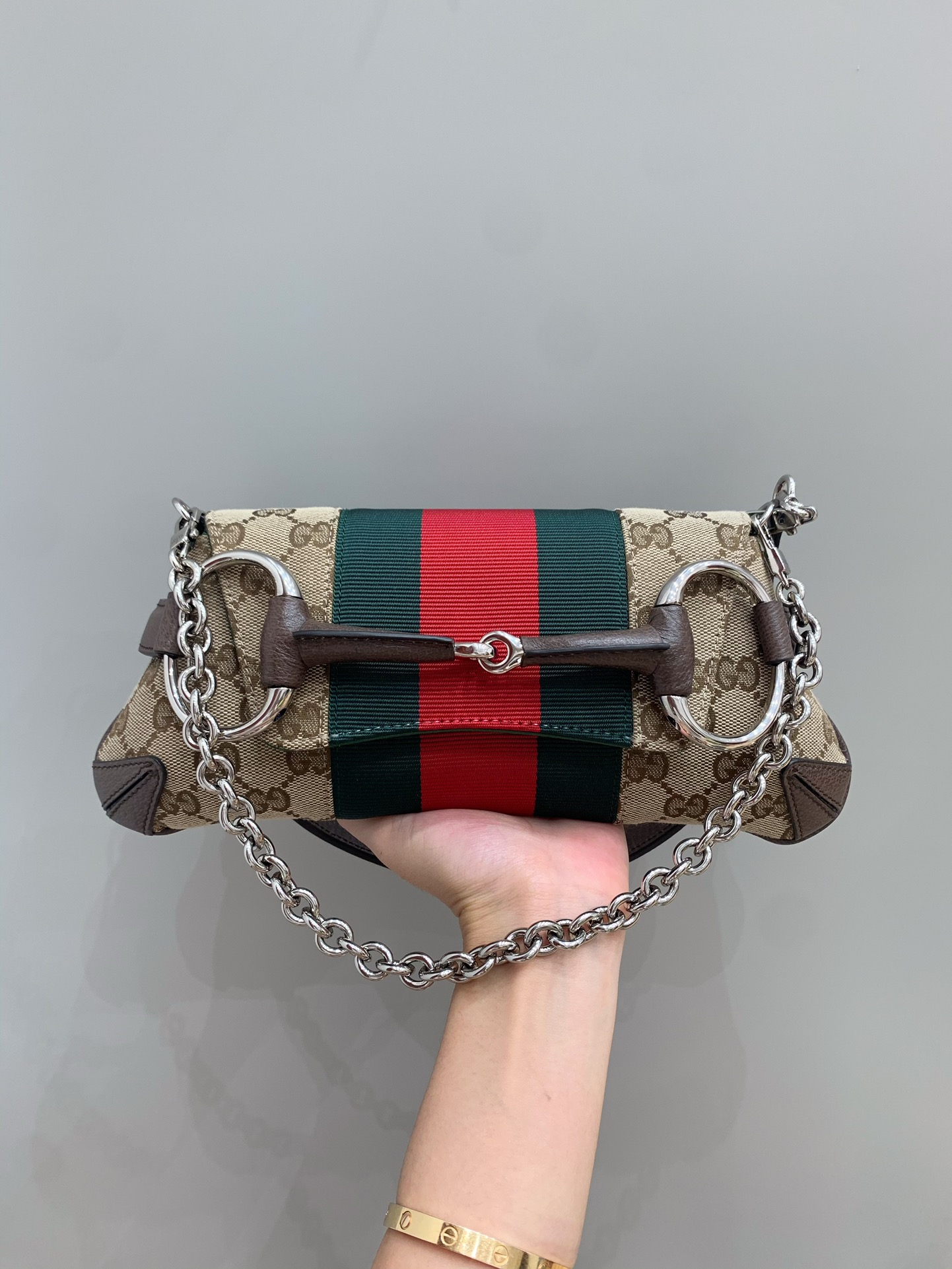 G*u*i horsebit chain 2023-27x11x5cm