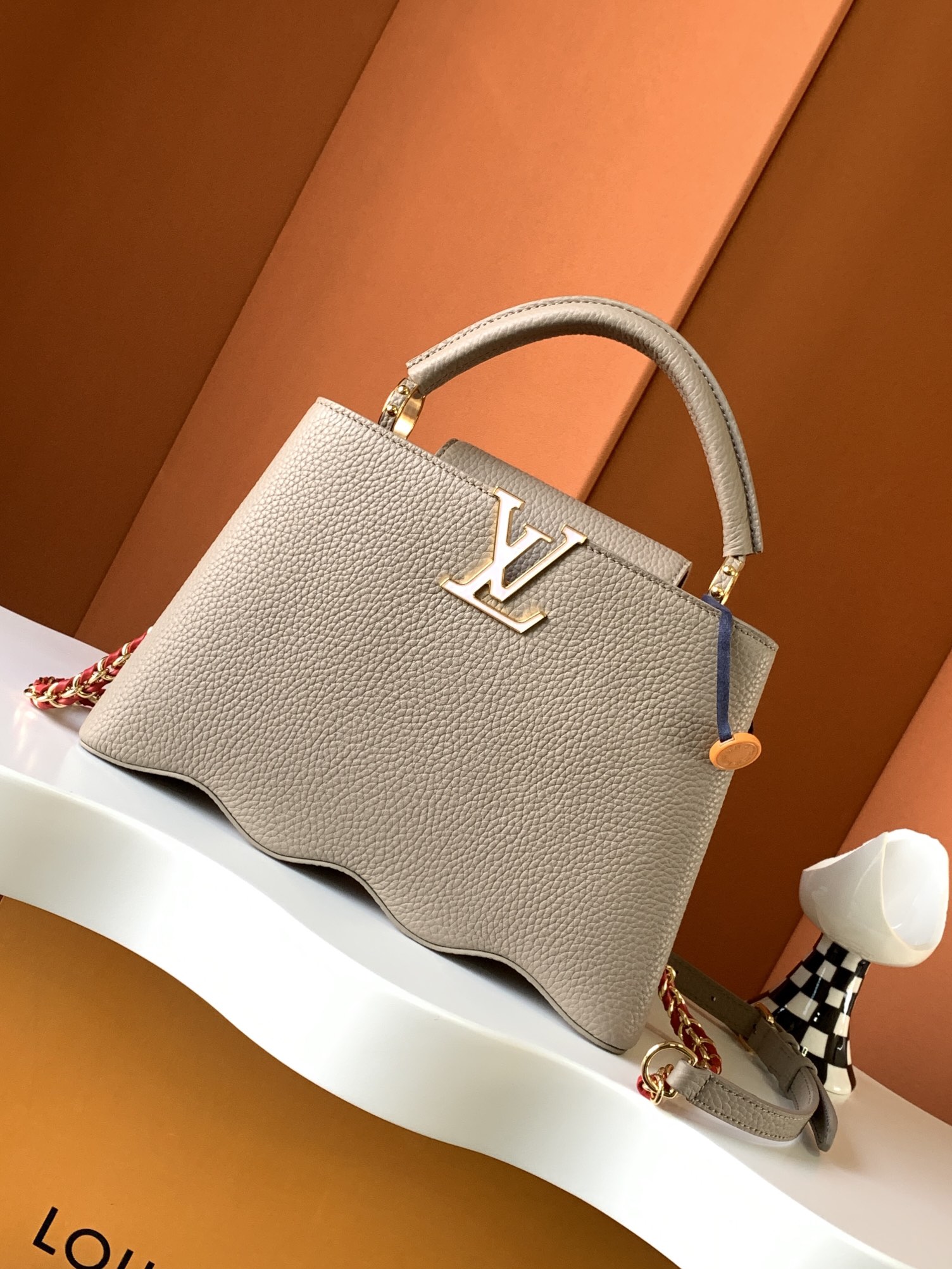 l0*is V*t0n capucines bb-27*18*9cm