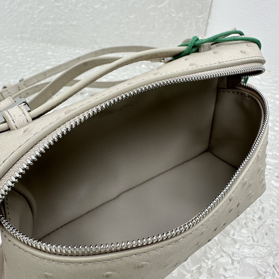 L**o p*ana extra pocket l19 bag-19*7*12cm