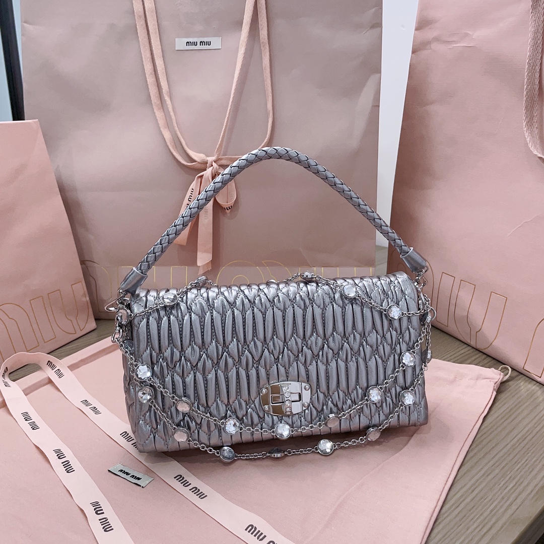 M*um*u chain bag-22.5*4.5*12cm