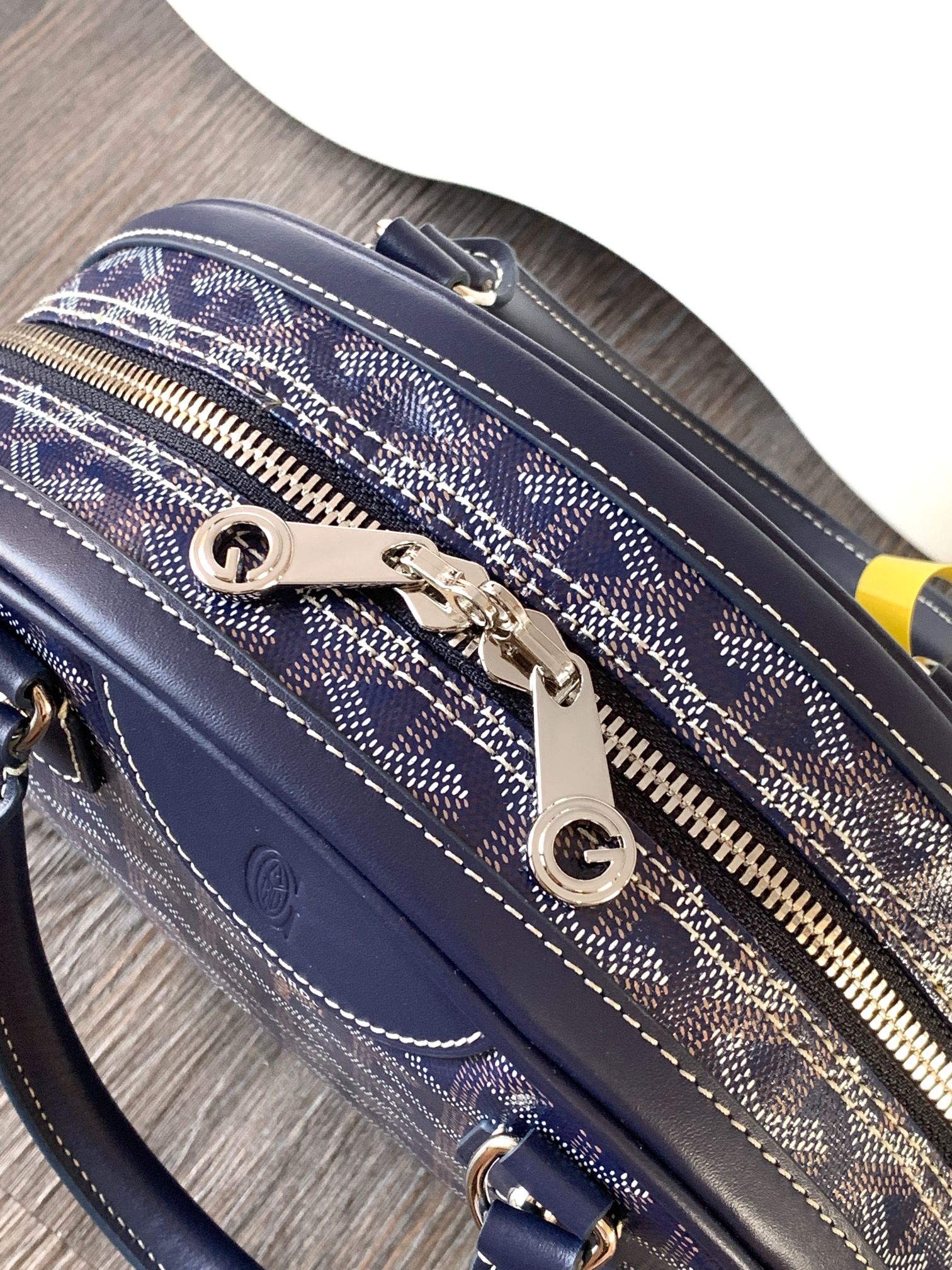 Go*ard vintage bag-26.5x8x17cm