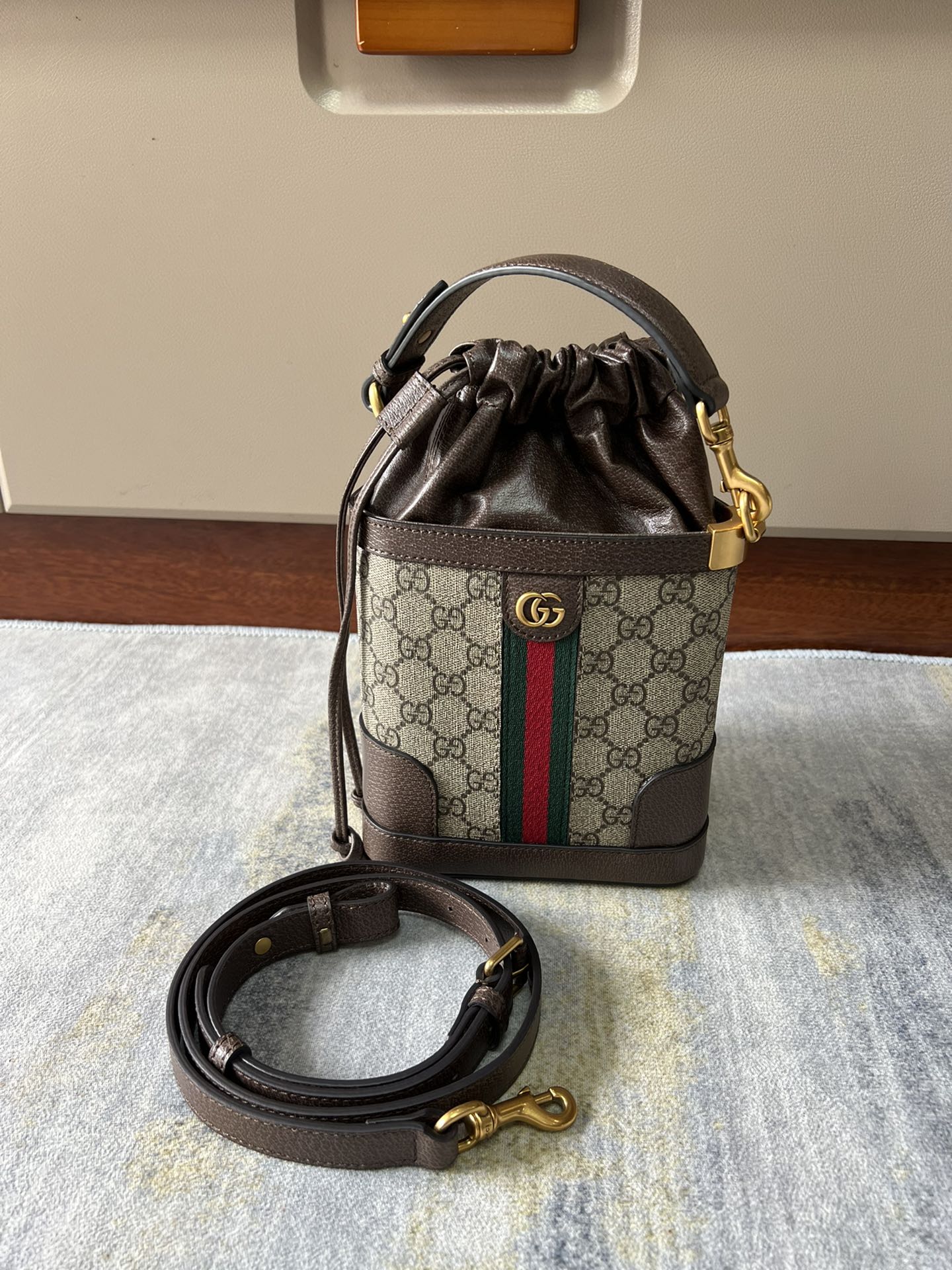 G*u*i tote 2023-18*16*15cm