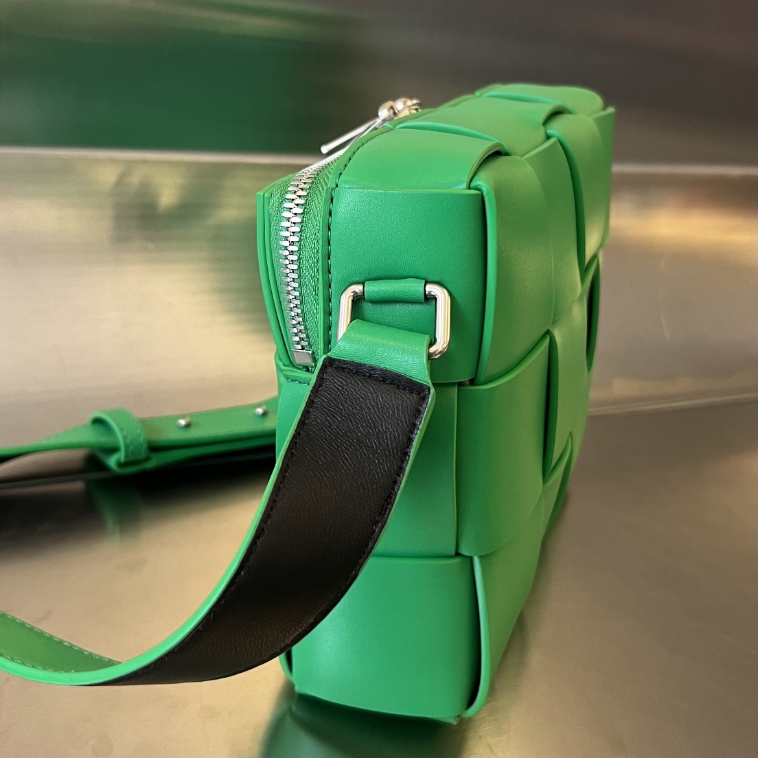 b0tte*a Ven*ta camera bag-20x15x5cm