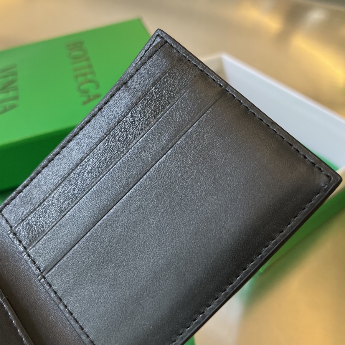 b0tte*a Ven*ta wallet-10x8.5cm