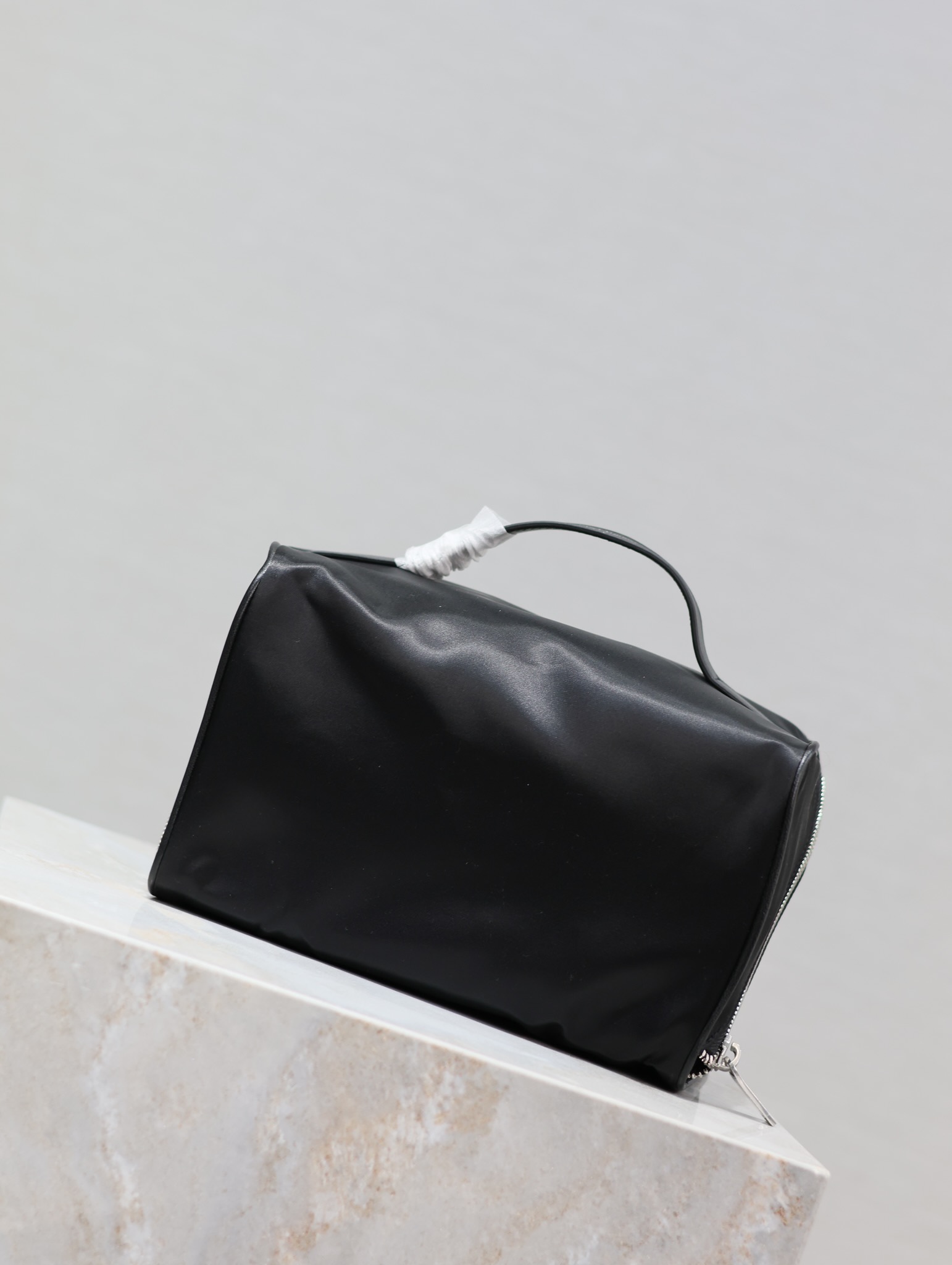 Y*L gaby cosmetic bag-21×13×13cm