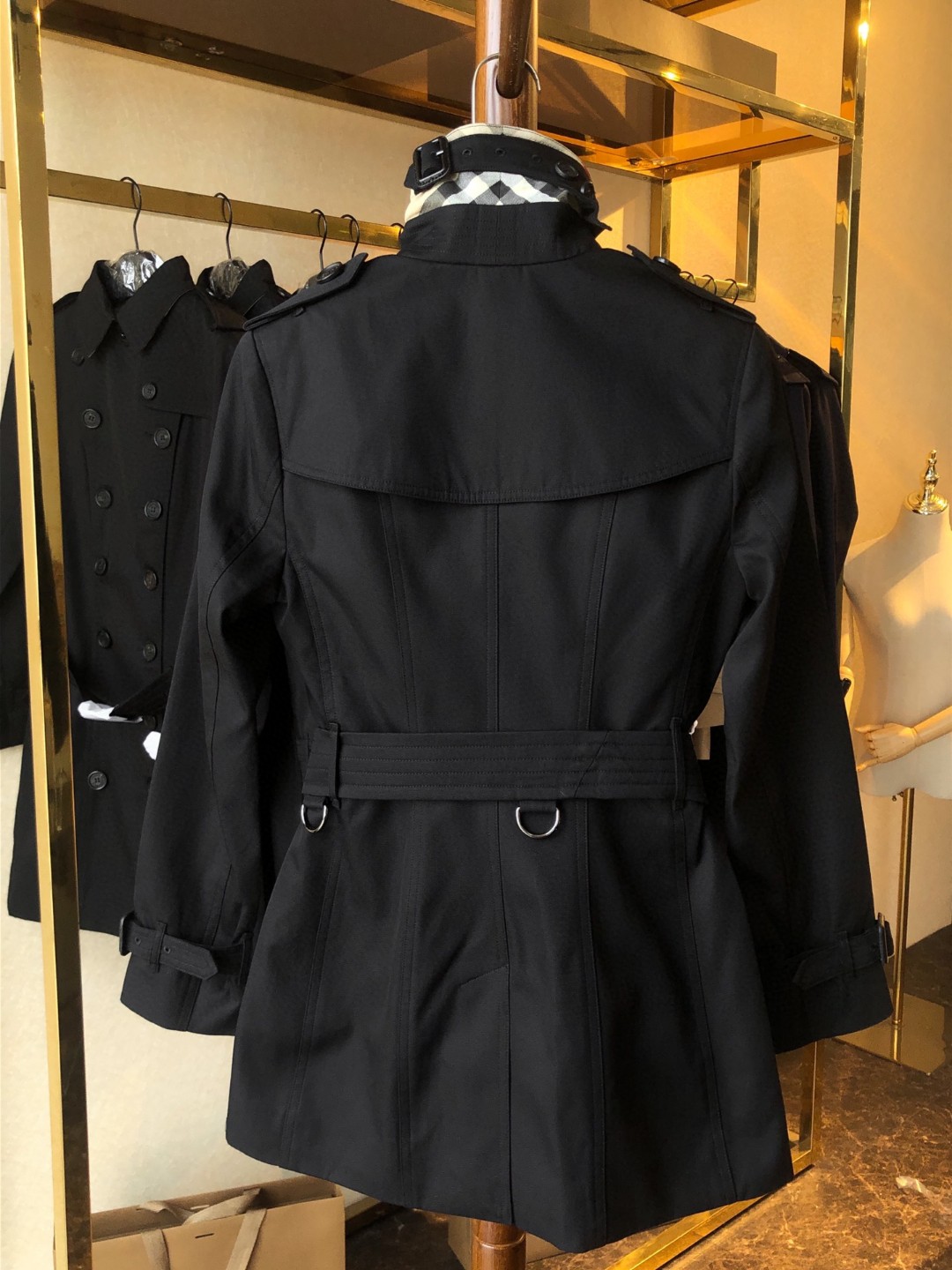 B**rry 204ss trench
