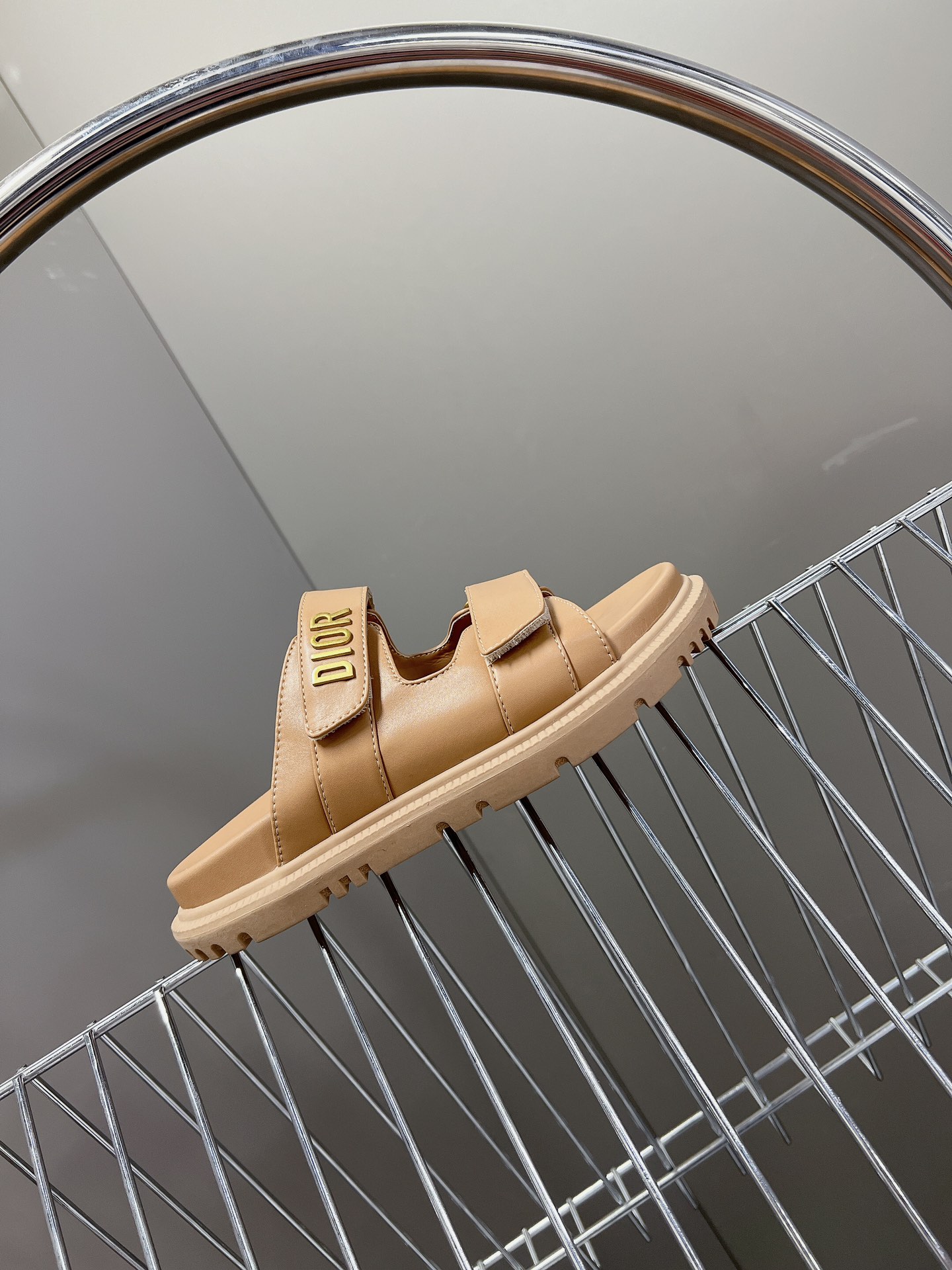 D*or sandals