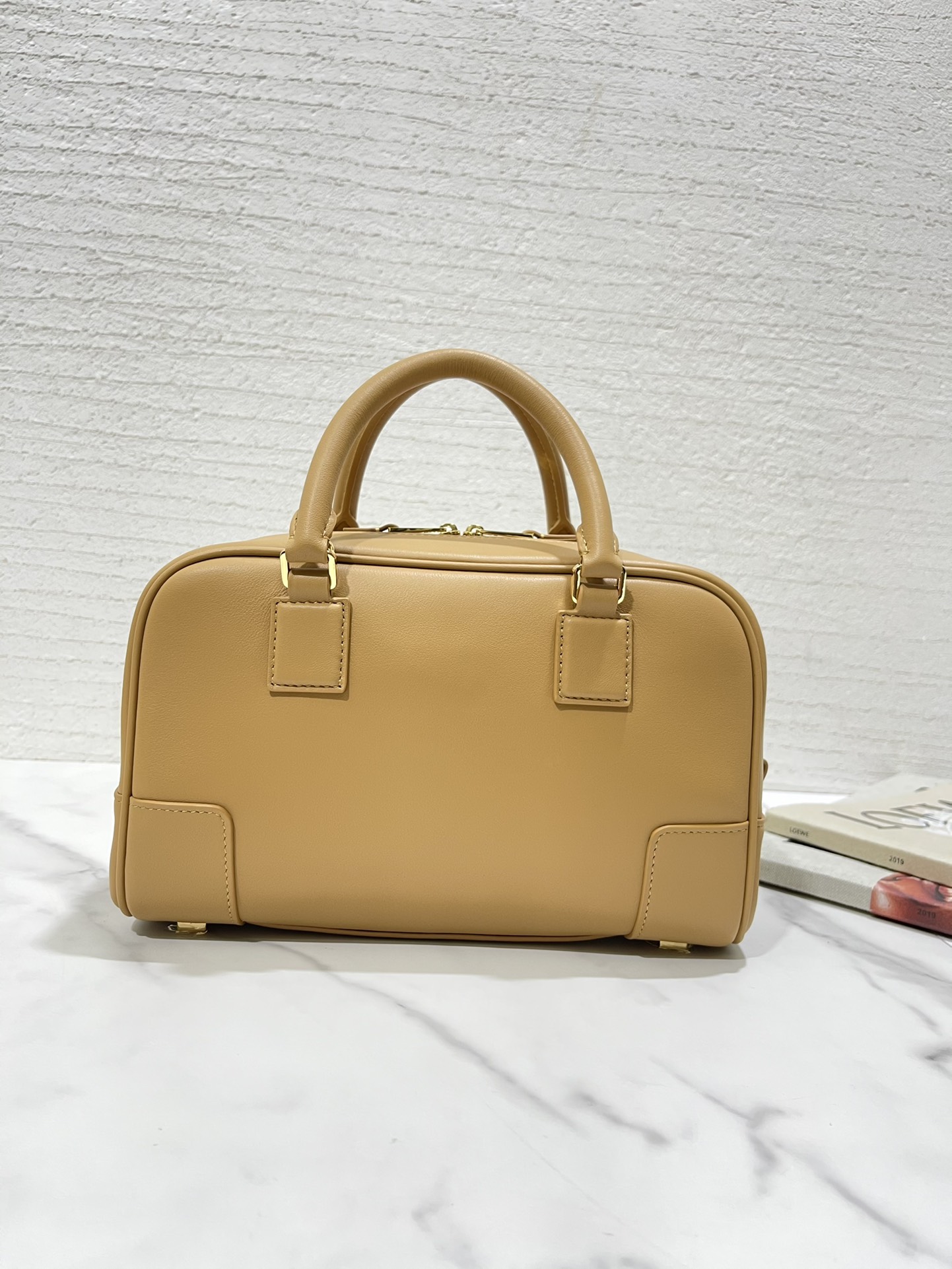 L0ew* amazon bag-23*16*10cm