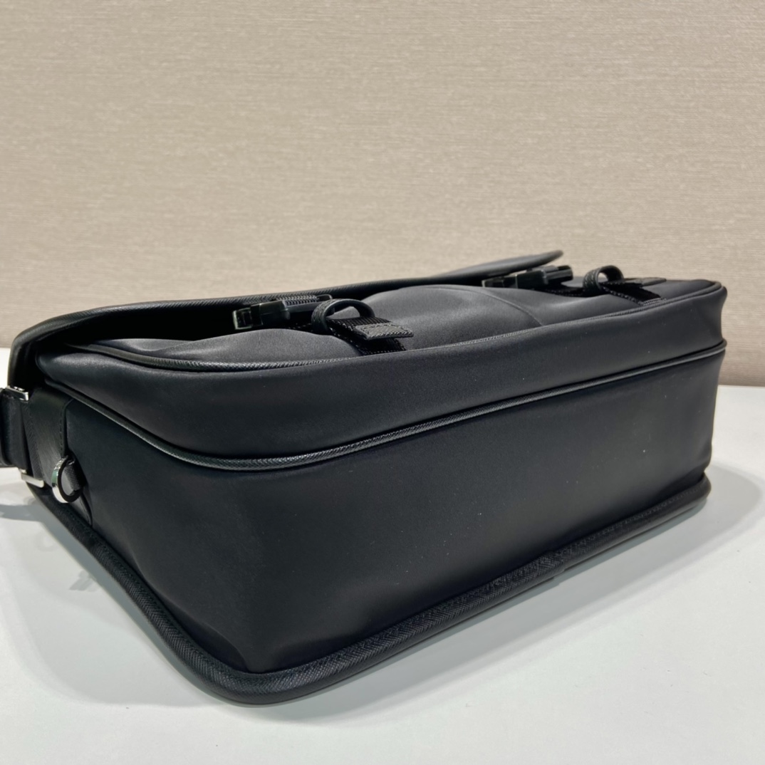 Pra*a saffiano va0768 message bag-32*24*12cm