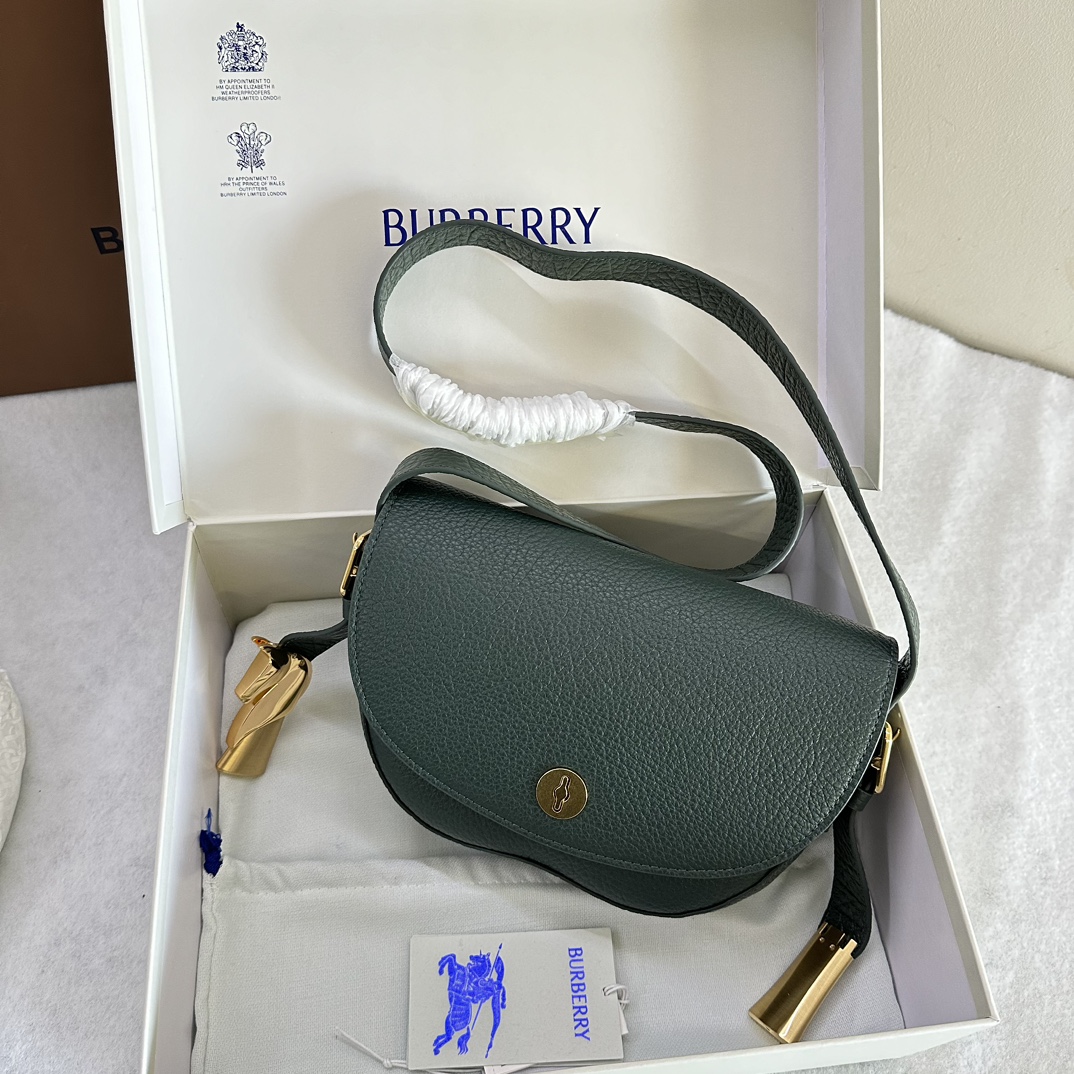 B**rry ches bag-25*6.5*17.5cm