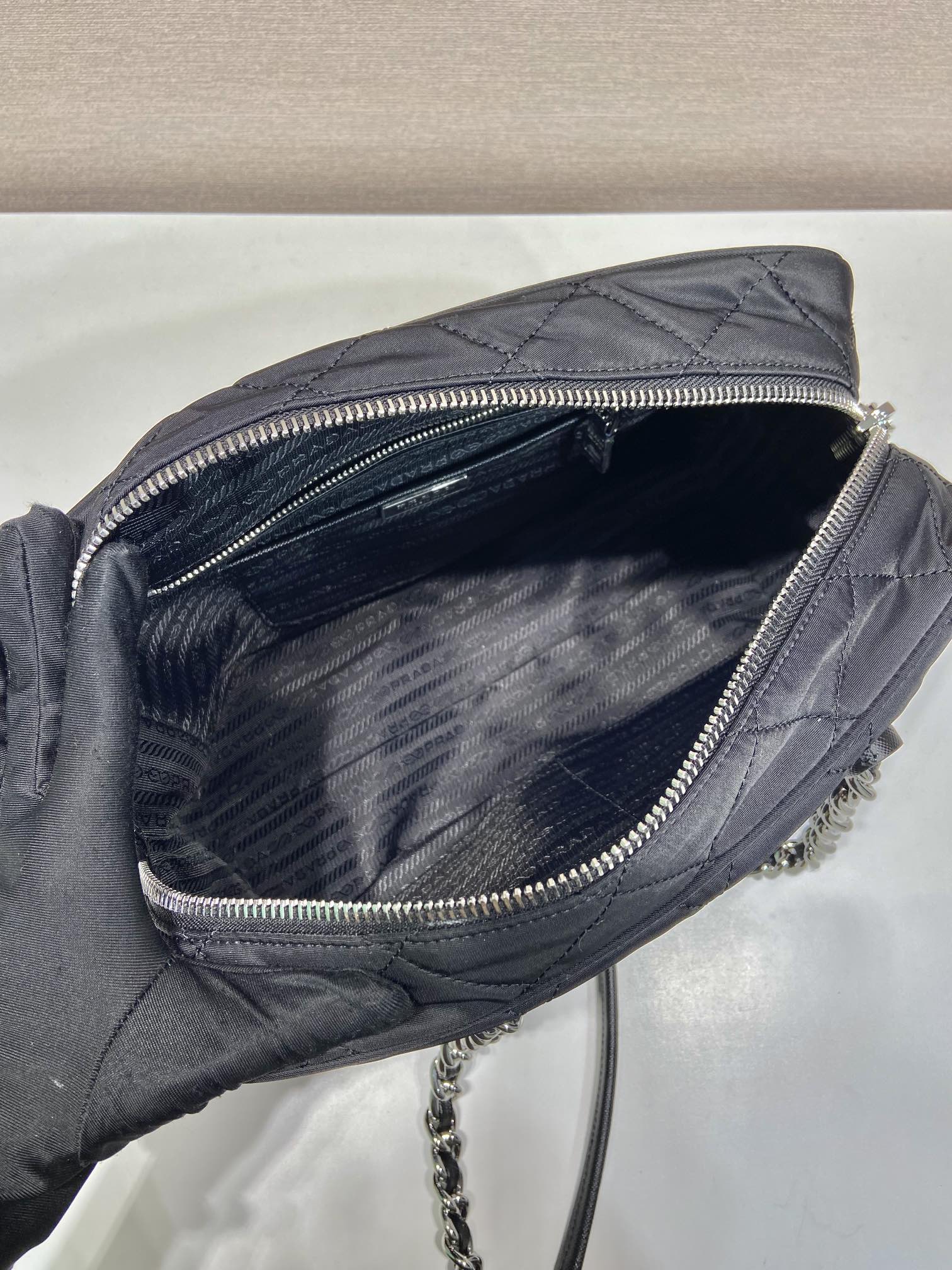 Pra*a 1bd641 vintage camera bag-31*21*11cm