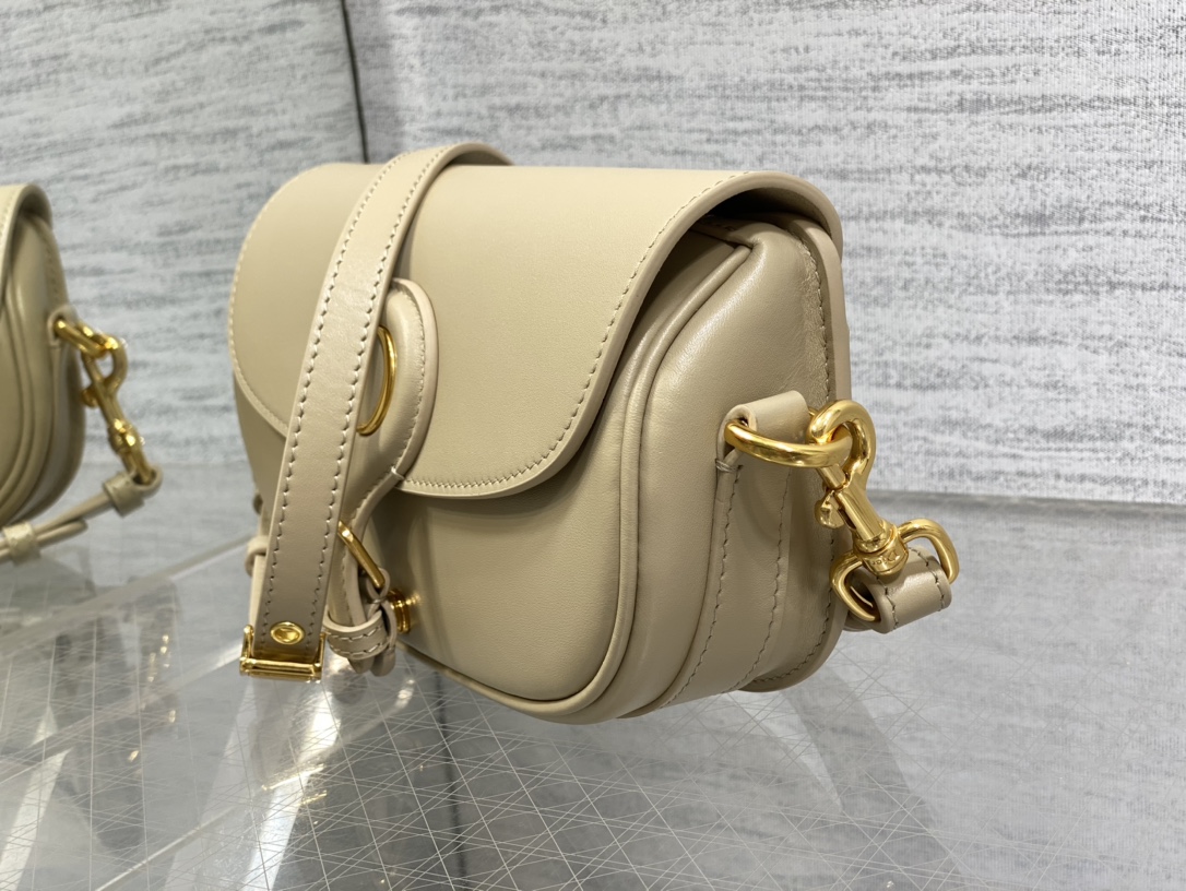 Di0r 30 Bobby Bag-21*5*12CM