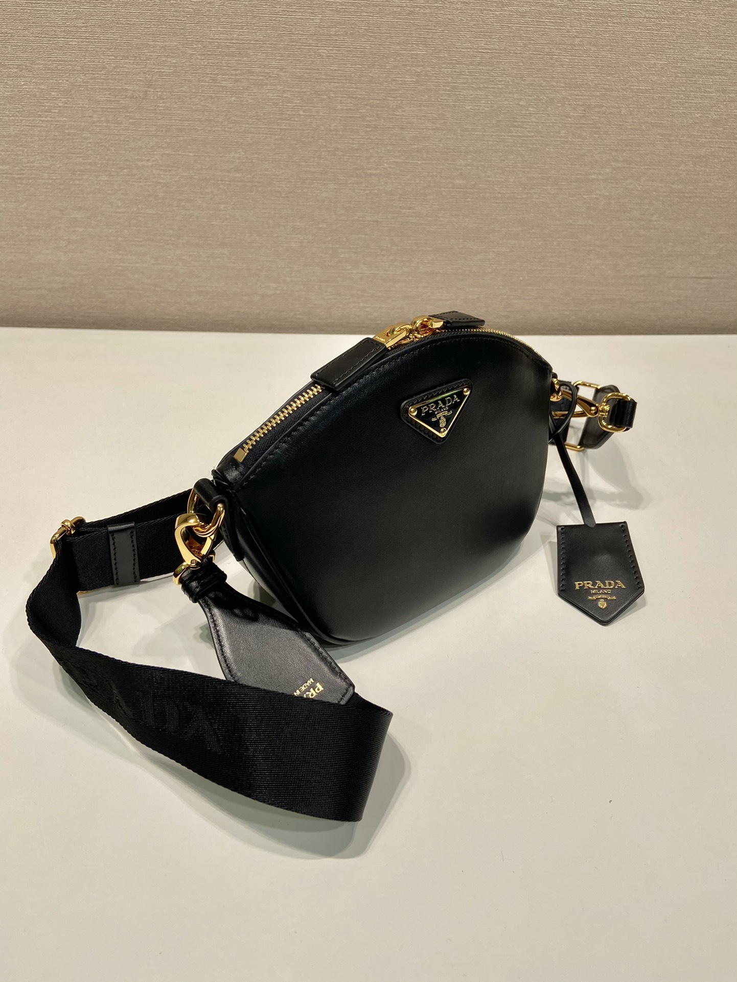 Pra*a 1bh212 crossbody bag-18*15*8cm