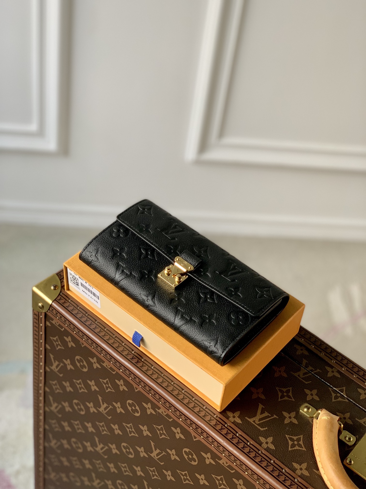 l0*is V*t0n wallet-19*11*3cm