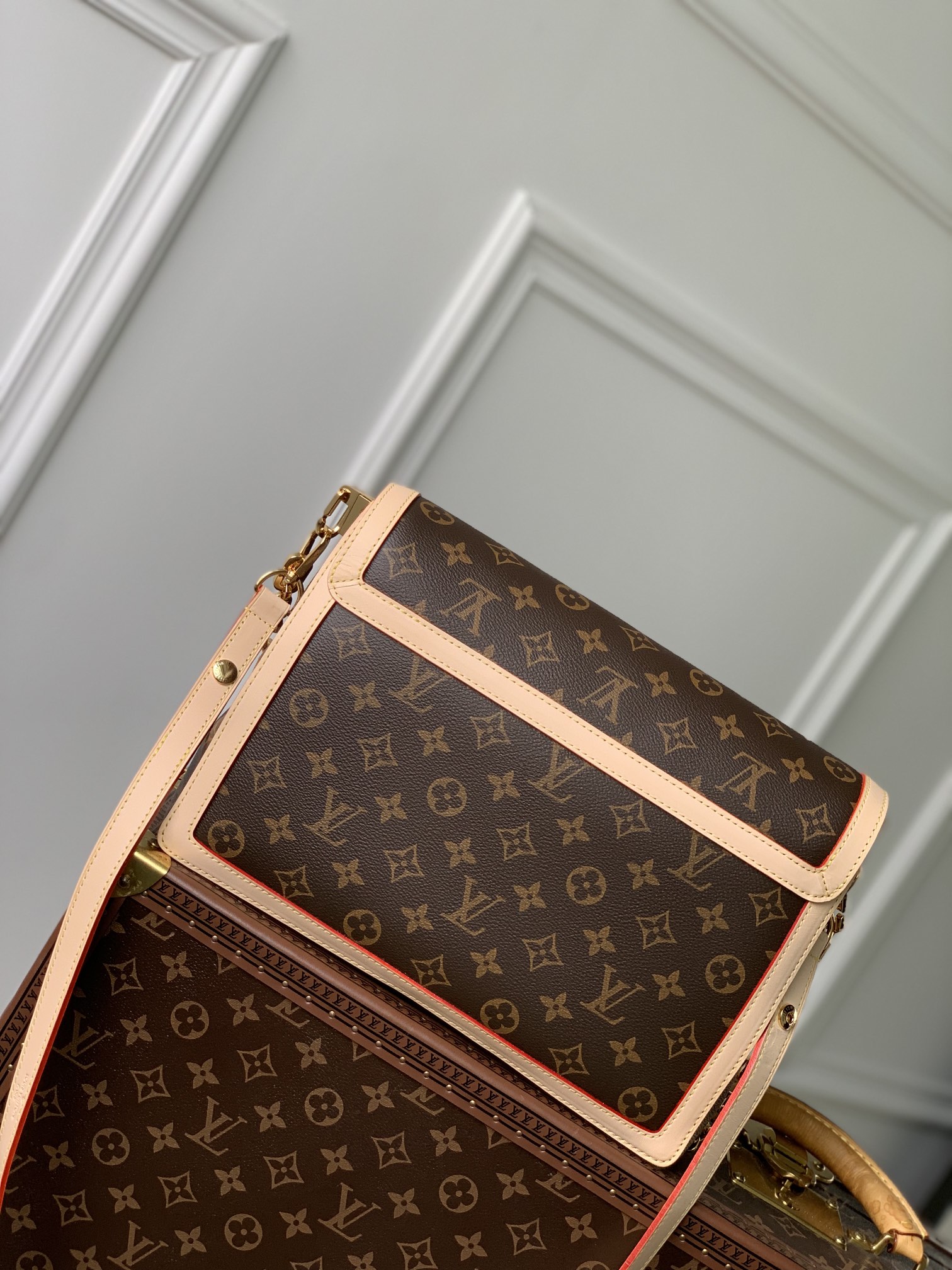 l0*is V*t0n dauphine soft bag-28*20*11cm