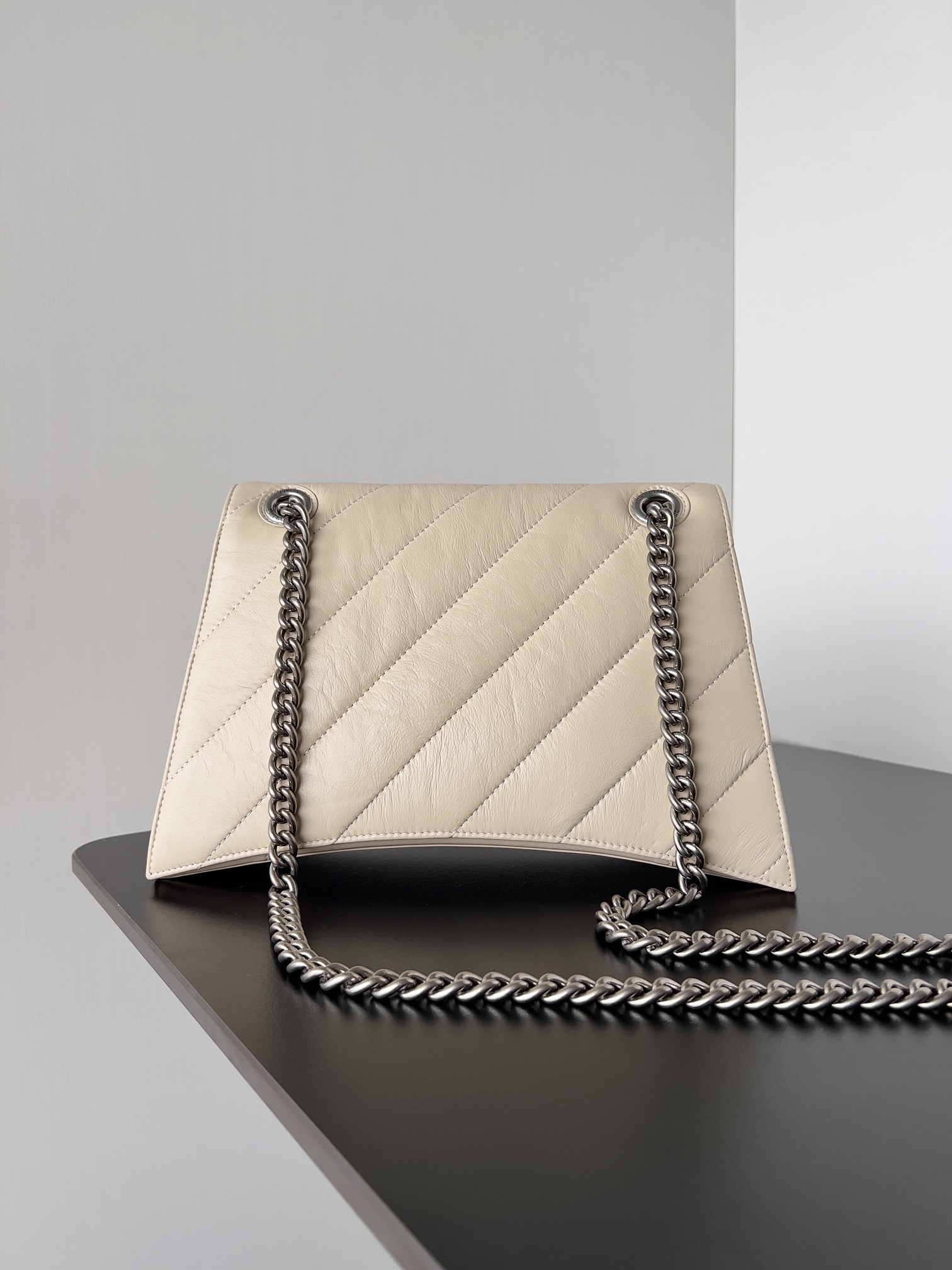 Ba*len*cia*ga crush chain bag-32*13*20.5cm