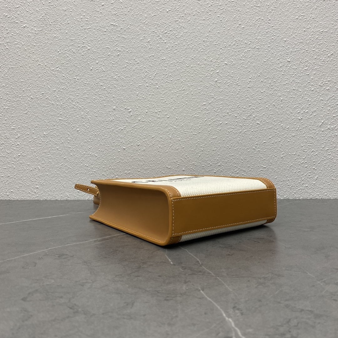 Ce**e triomphe mini cabas-17x20x6cm