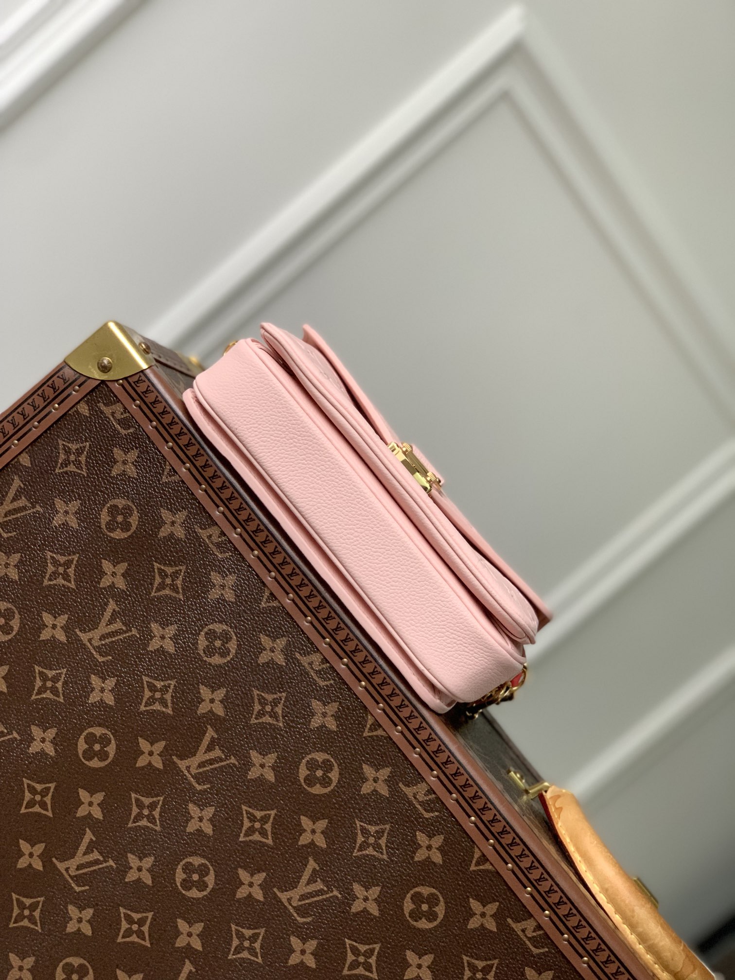 l0*is V*t0n pochette metis east west handbags- 21.5 x 13.5 x 6cm