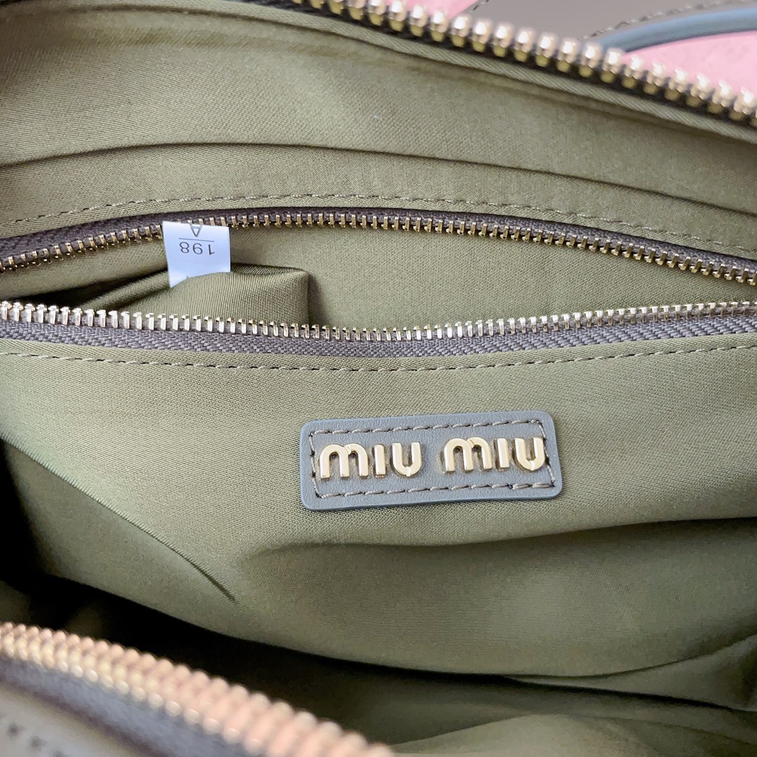 M*um*u leather shoulder 5bc158 bag-24*11.5*7cm