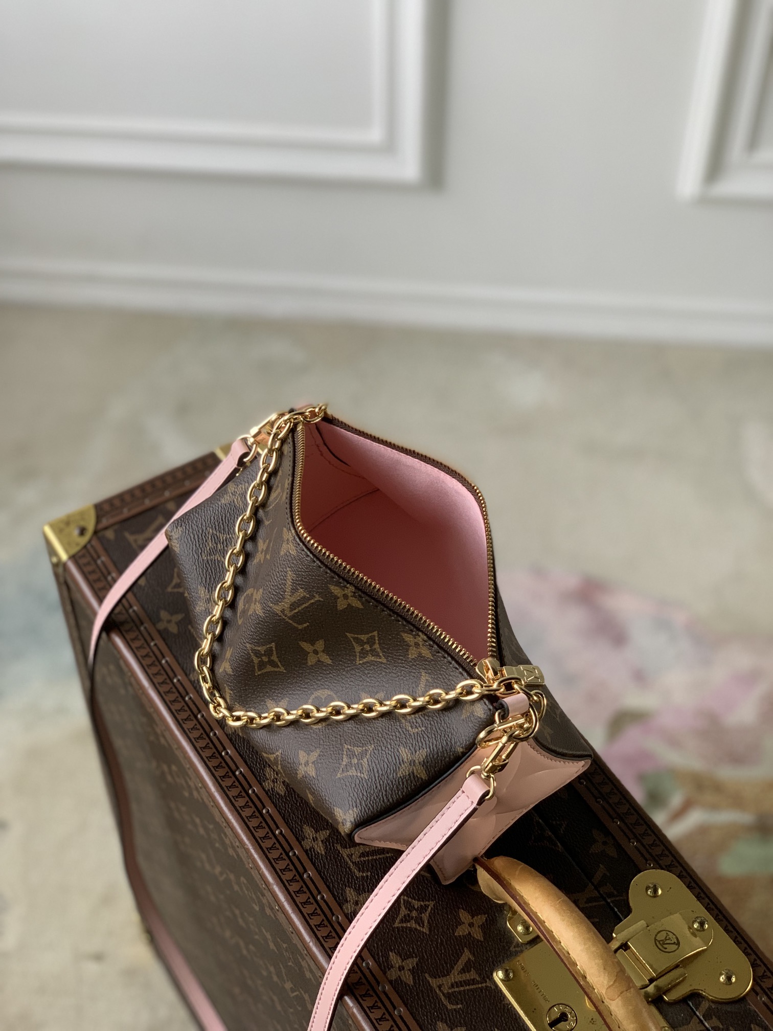 l0*is V*t0n bloom pouch-m11303-22.5*13*13cm
