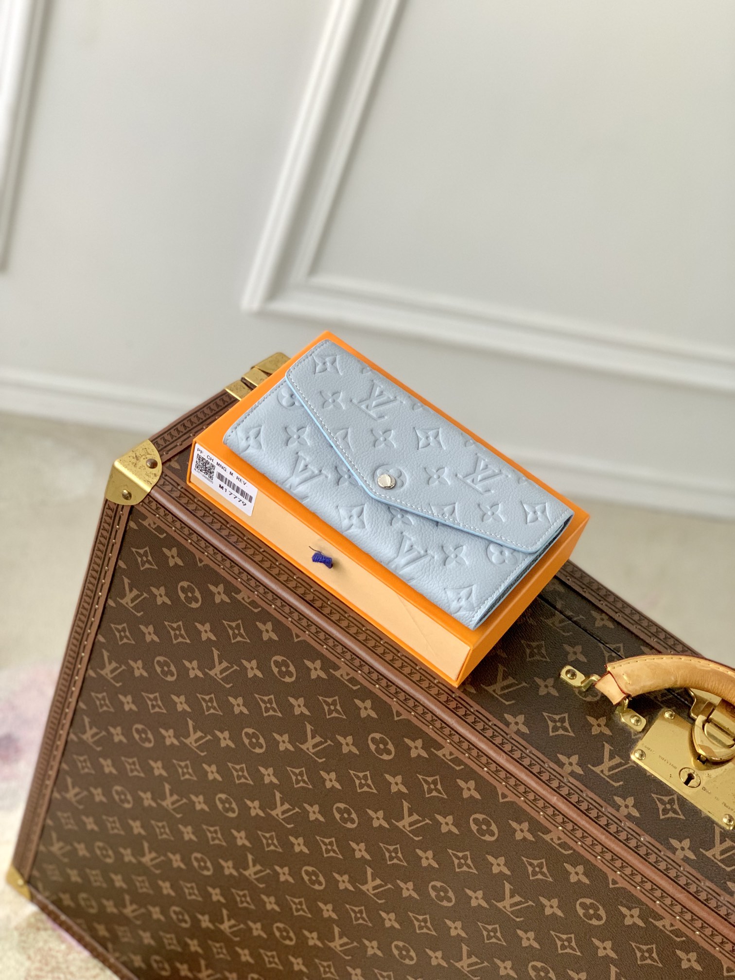 l0*is V*t0n wallet-19 10.5 2cm