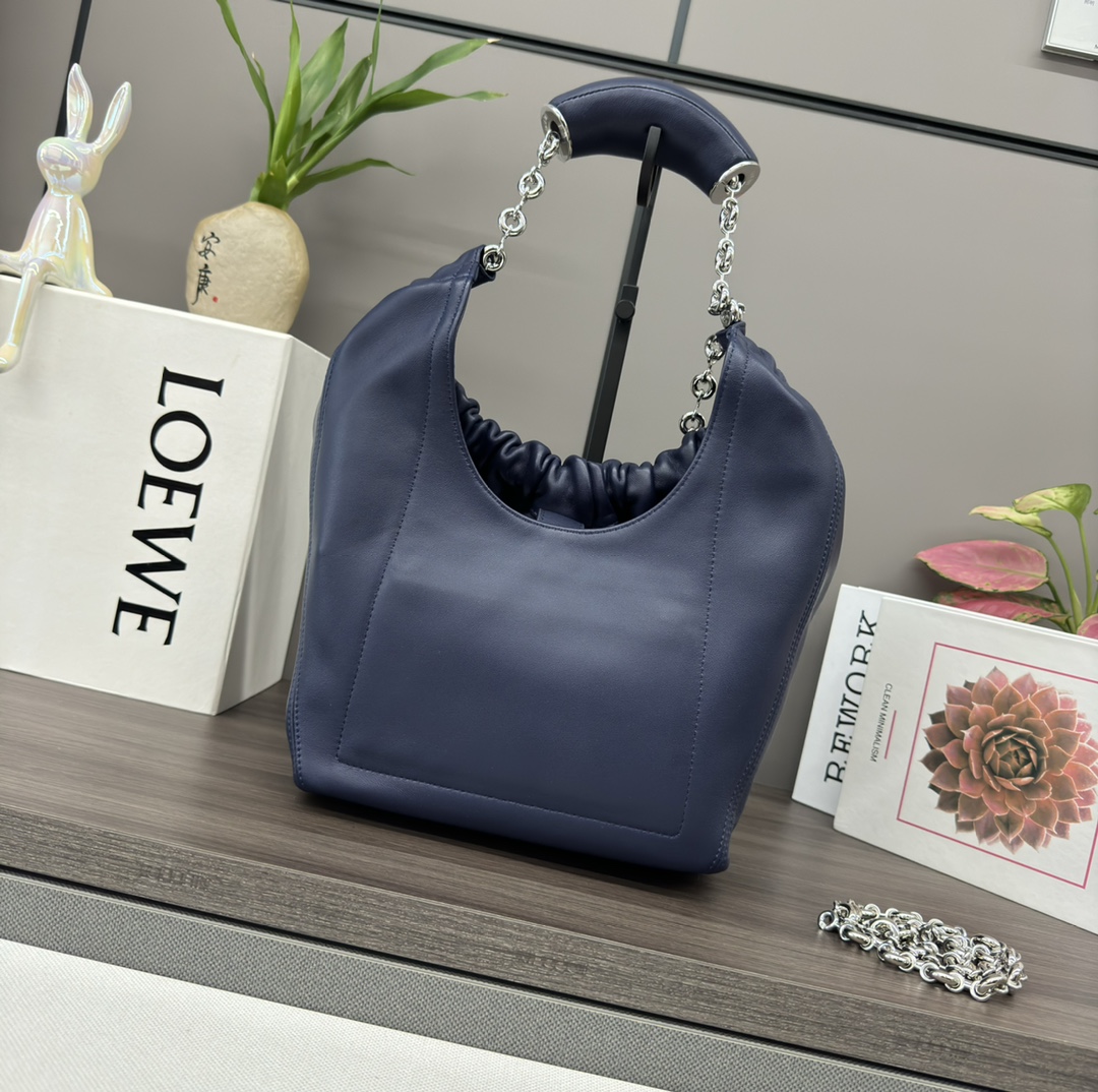 L0ew* squeeze bag-29*24*10.5cm