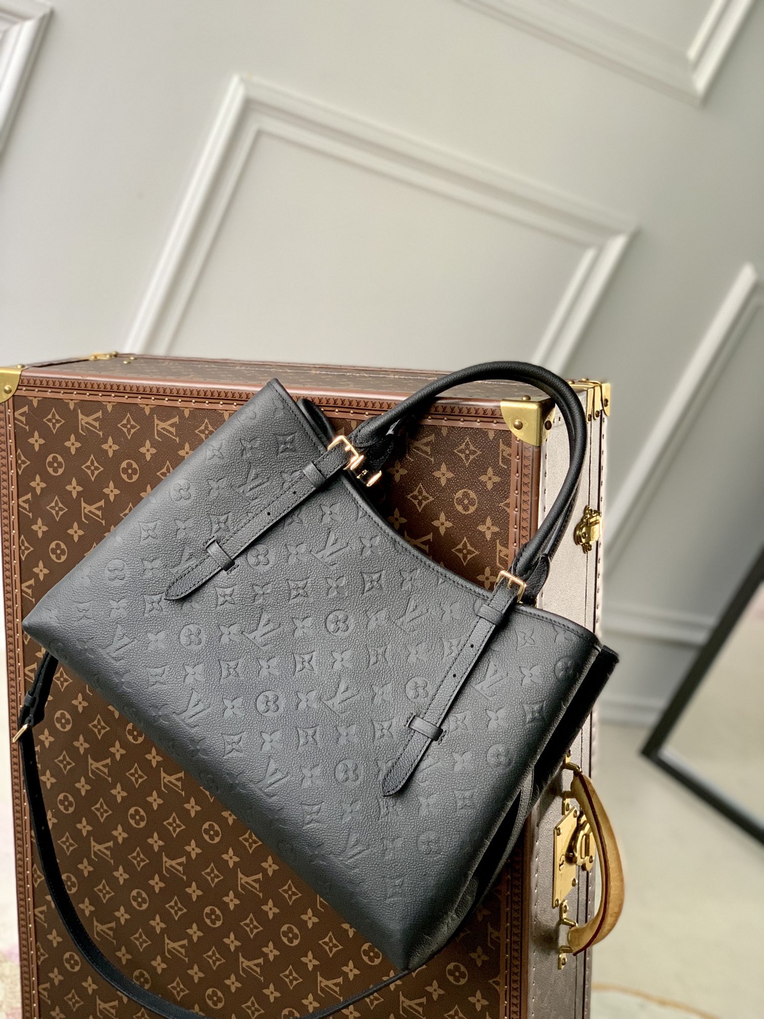 l0*is V*t0n babylone tote-37×26×14cm