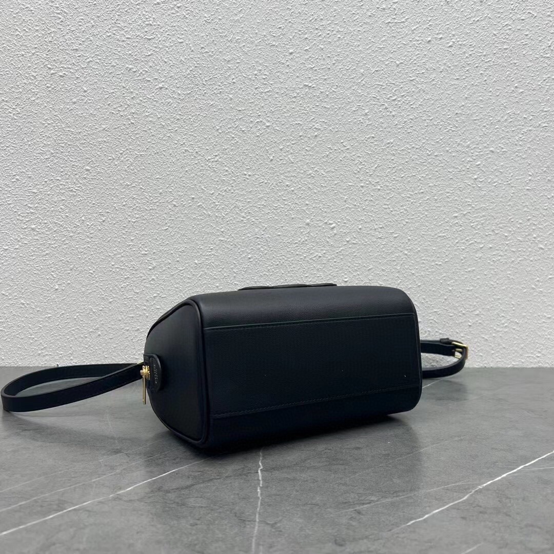 Ce**e boston pillow bag-19.5×14×7.5cm