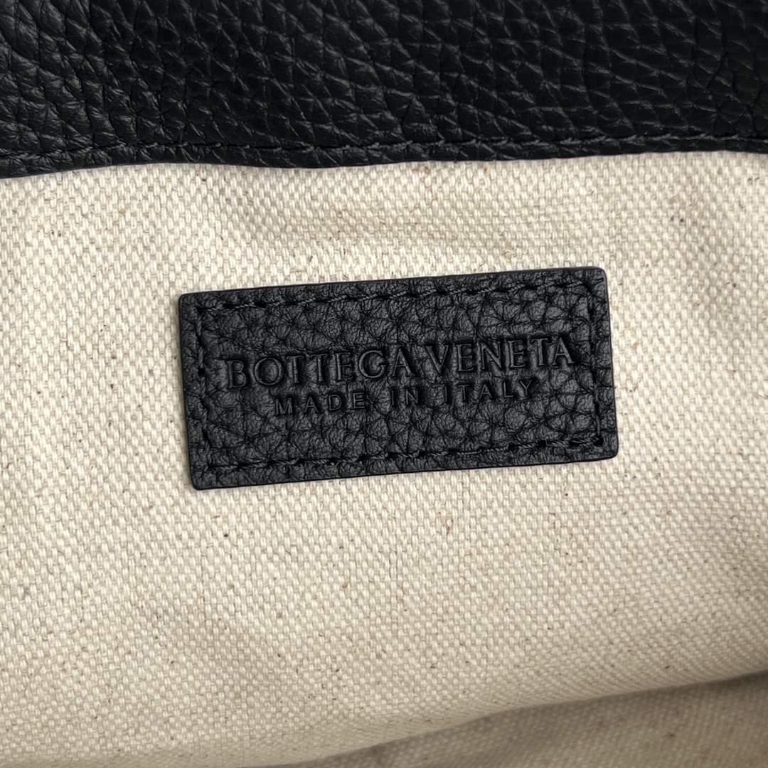 b0tte*a Ven*ta diago pouch-33x23x2cm