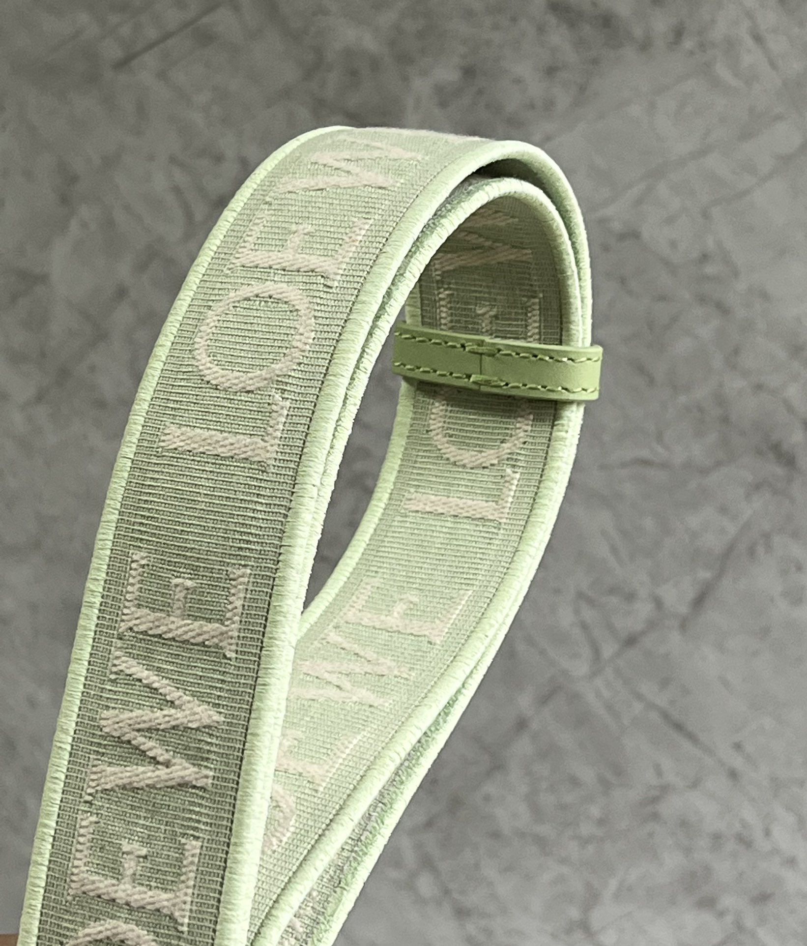 L0ew* mini puzzle gatedual bag-21*12.5*9cm