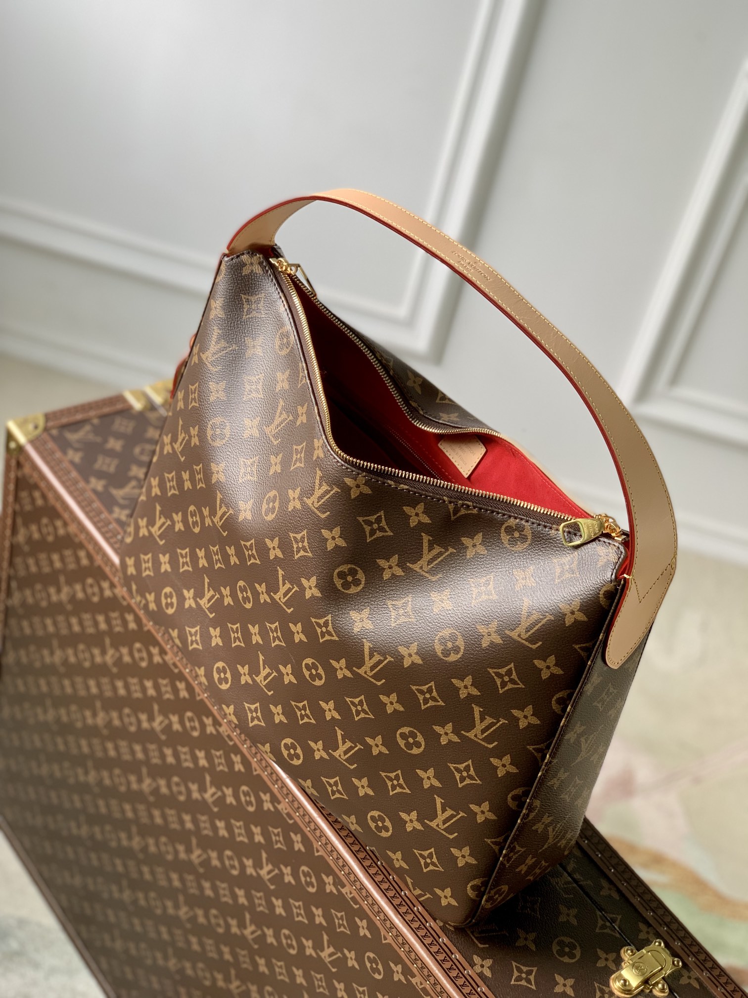 l0*is V*t0n slouchy bag-40 x 31 x 11cm