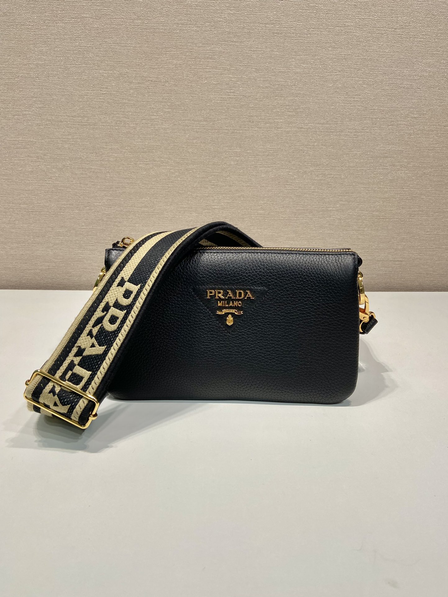 Pra*a leather shoulder bag-1bh194-25*14*6.5cm