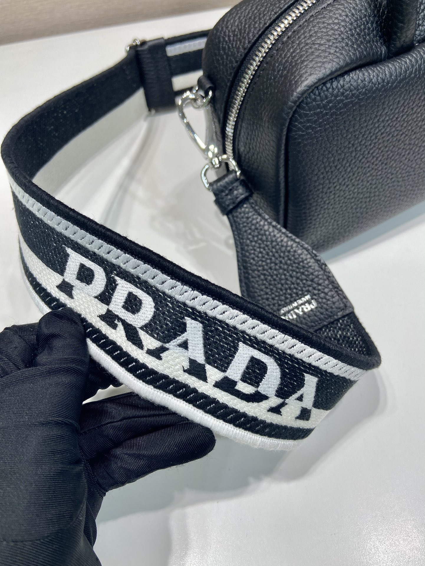 Pra*a top handbags-1bb102-24*12*8.5cm