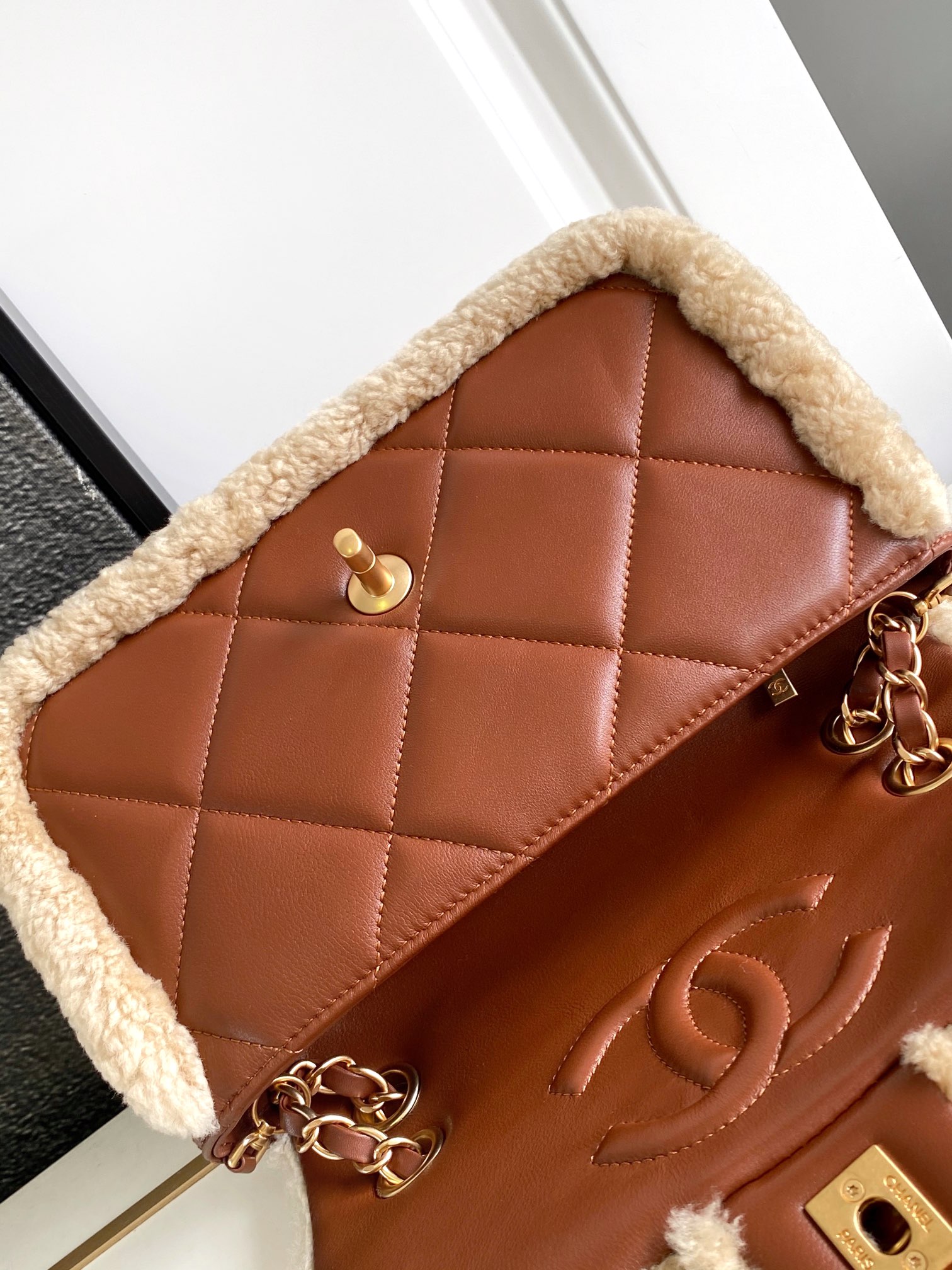 Ch@nel Flap Bag-16 x 23.5 x7.5CM