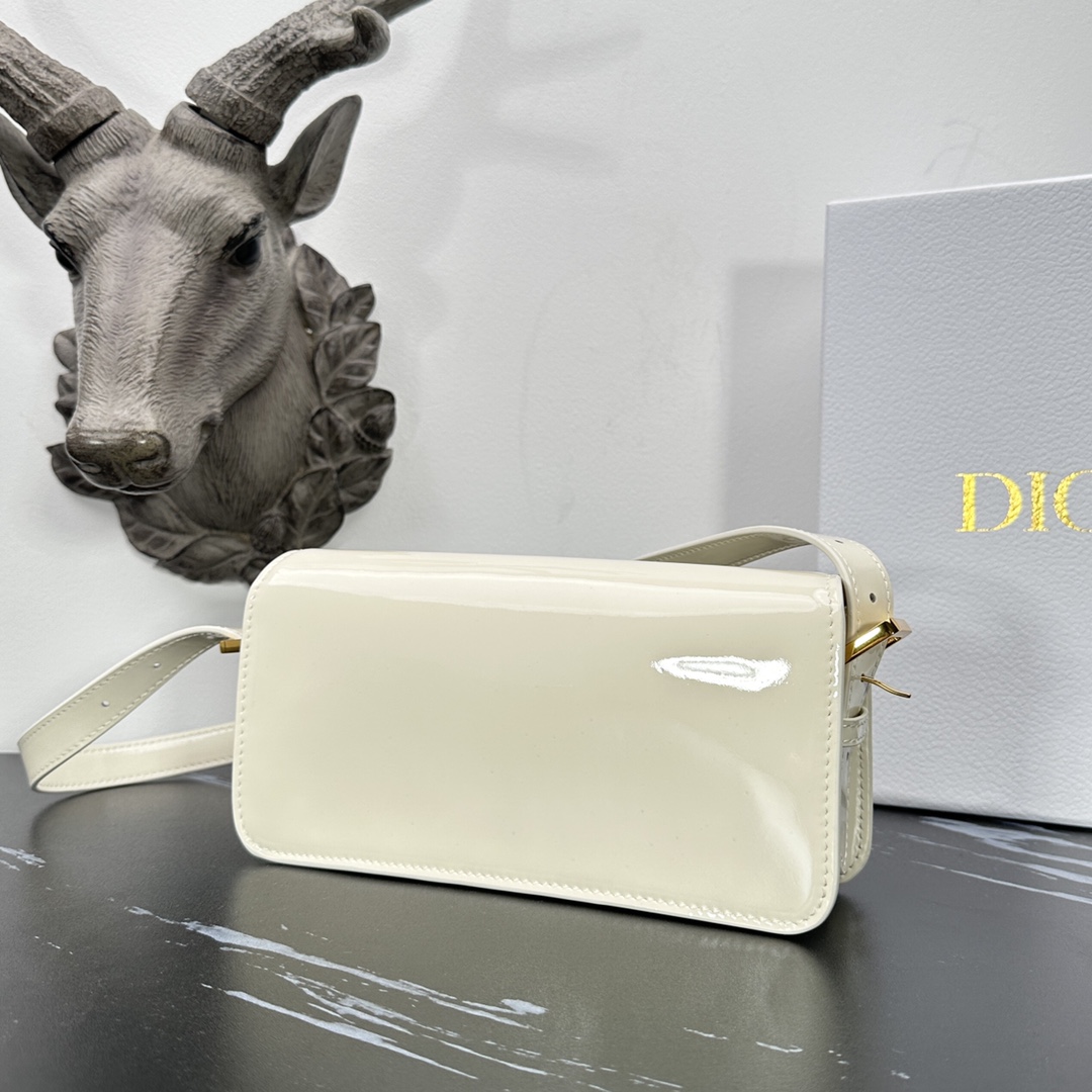 D*or miss D*or allover bag-22*11*6cm