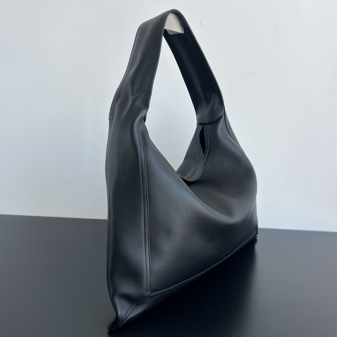 b0tt*ga Ven*ta shoulder bag-54x24x13cm