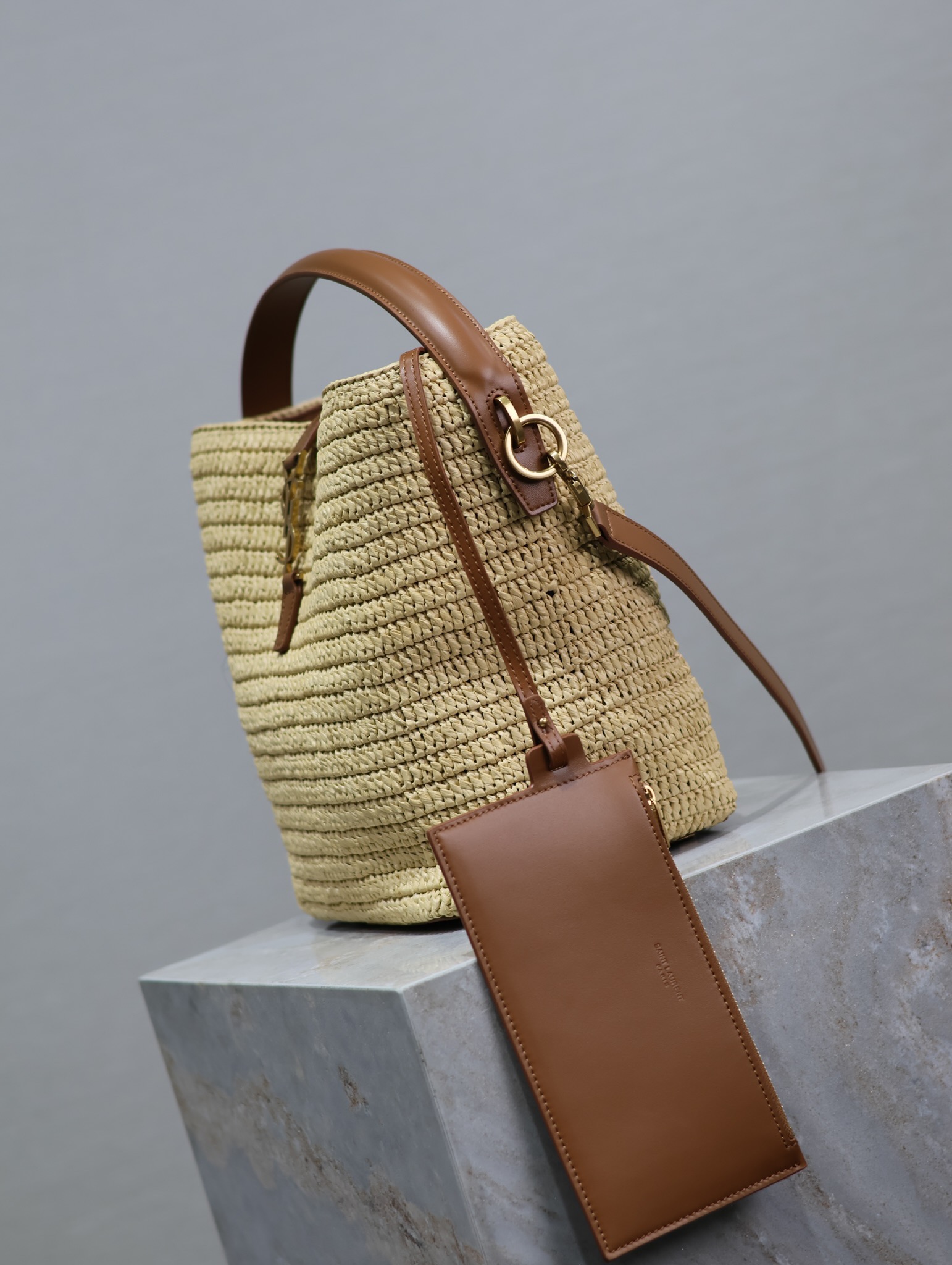 Y51 le37 bucket-20×25×16cm