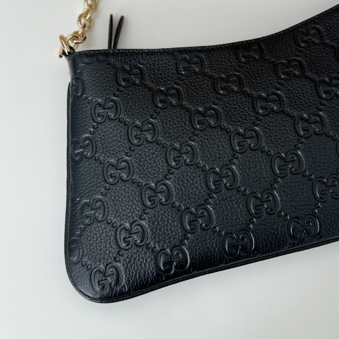 Gvc*1 emblem tote bag-29.5*16*2cm