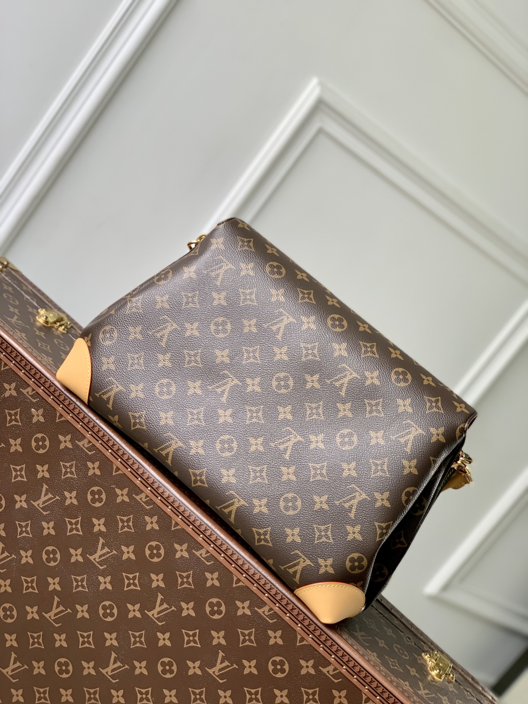 l0vis Vvtt0n hide away bag-m14473-26 x 18 x 36cm