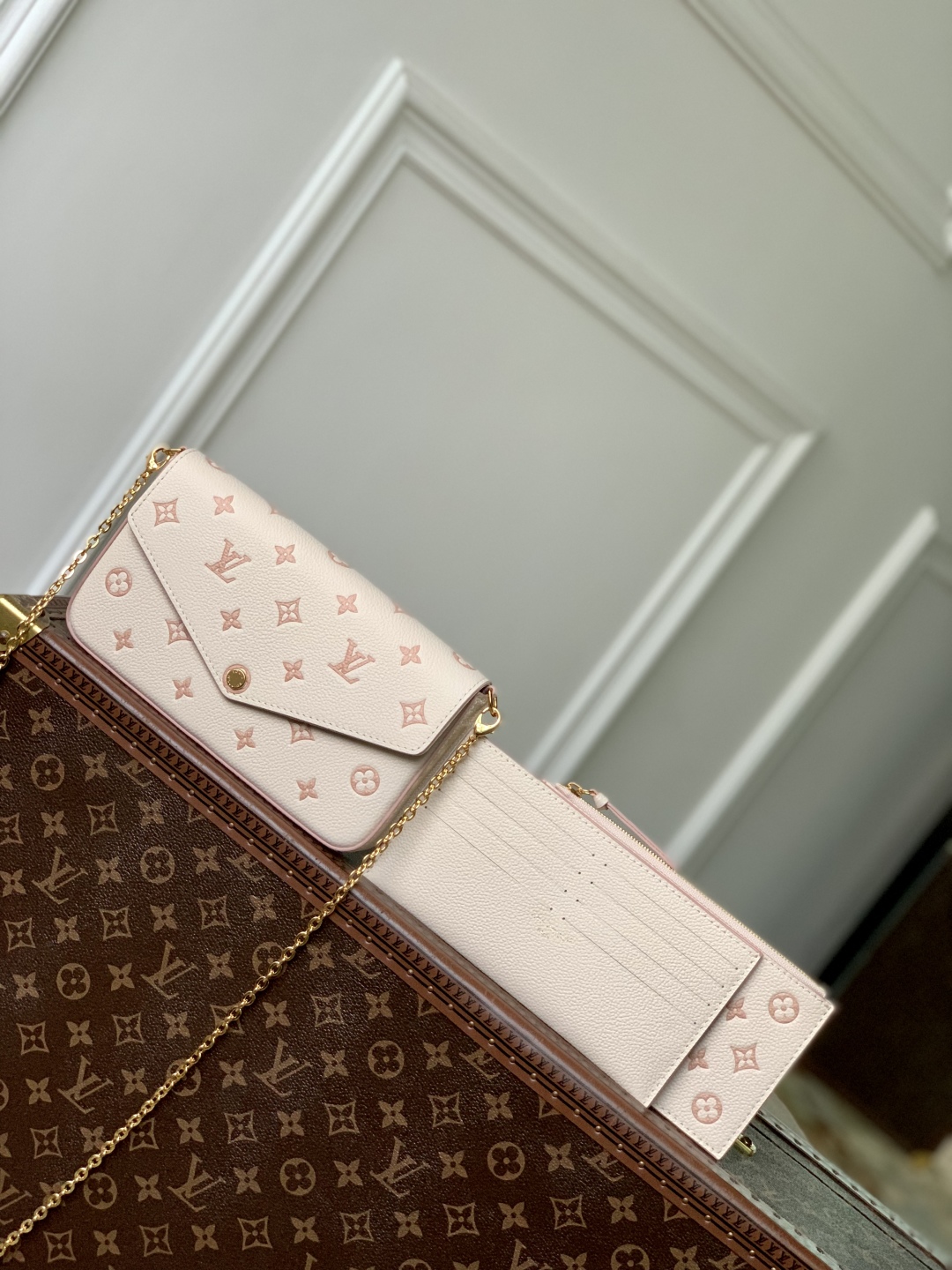 l0vis Vvtt0n pochette félicie wallet -m61276-21*12*3cm