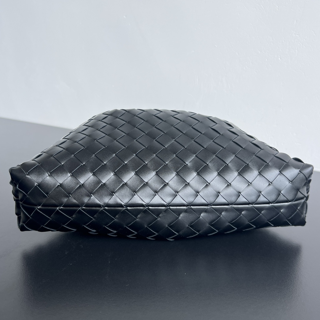 b0tt*ga Ven*ta dust bag-33x19x8cm