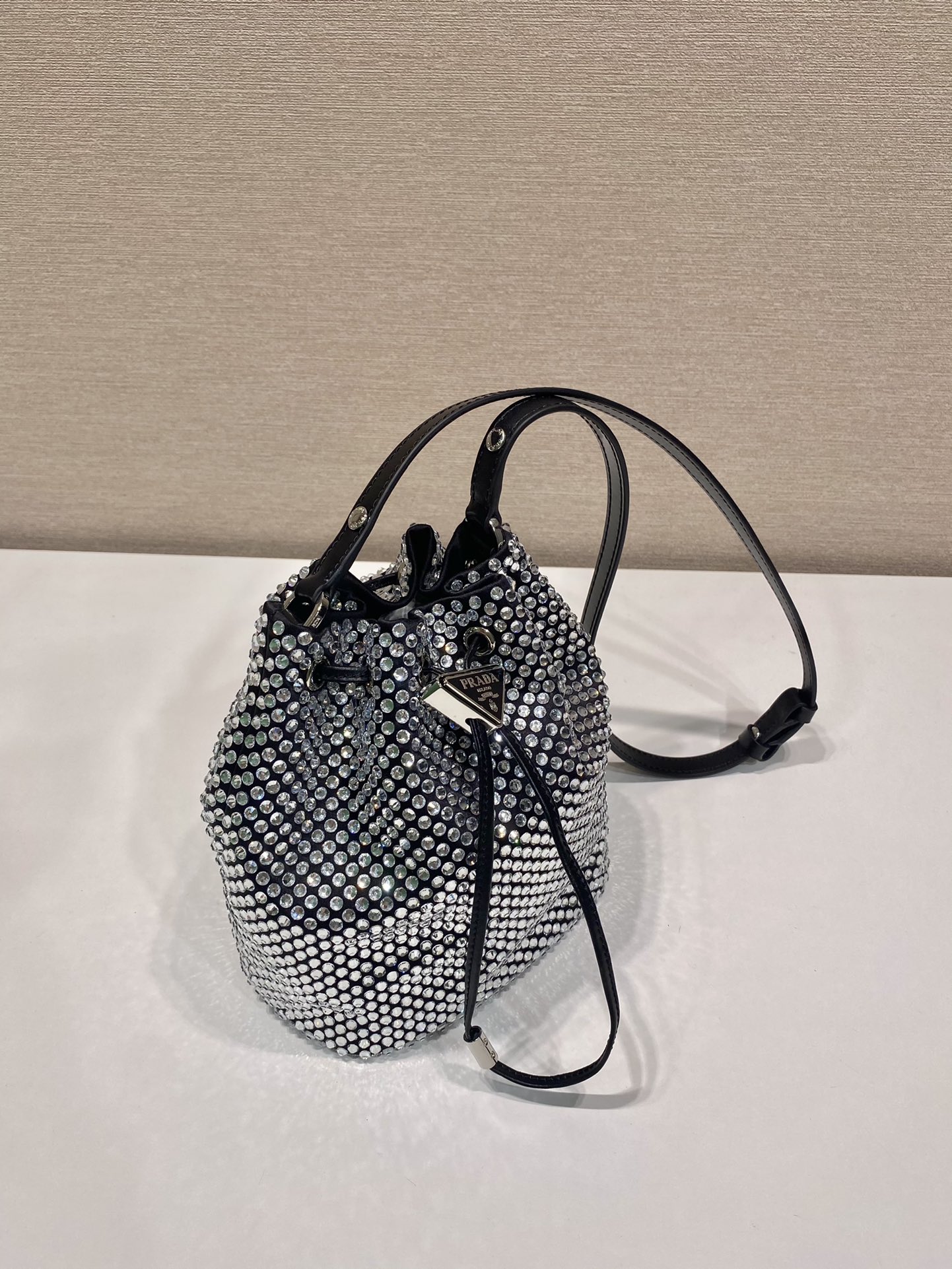 Pra*a 1be067 bucket bag-16*21*10cm