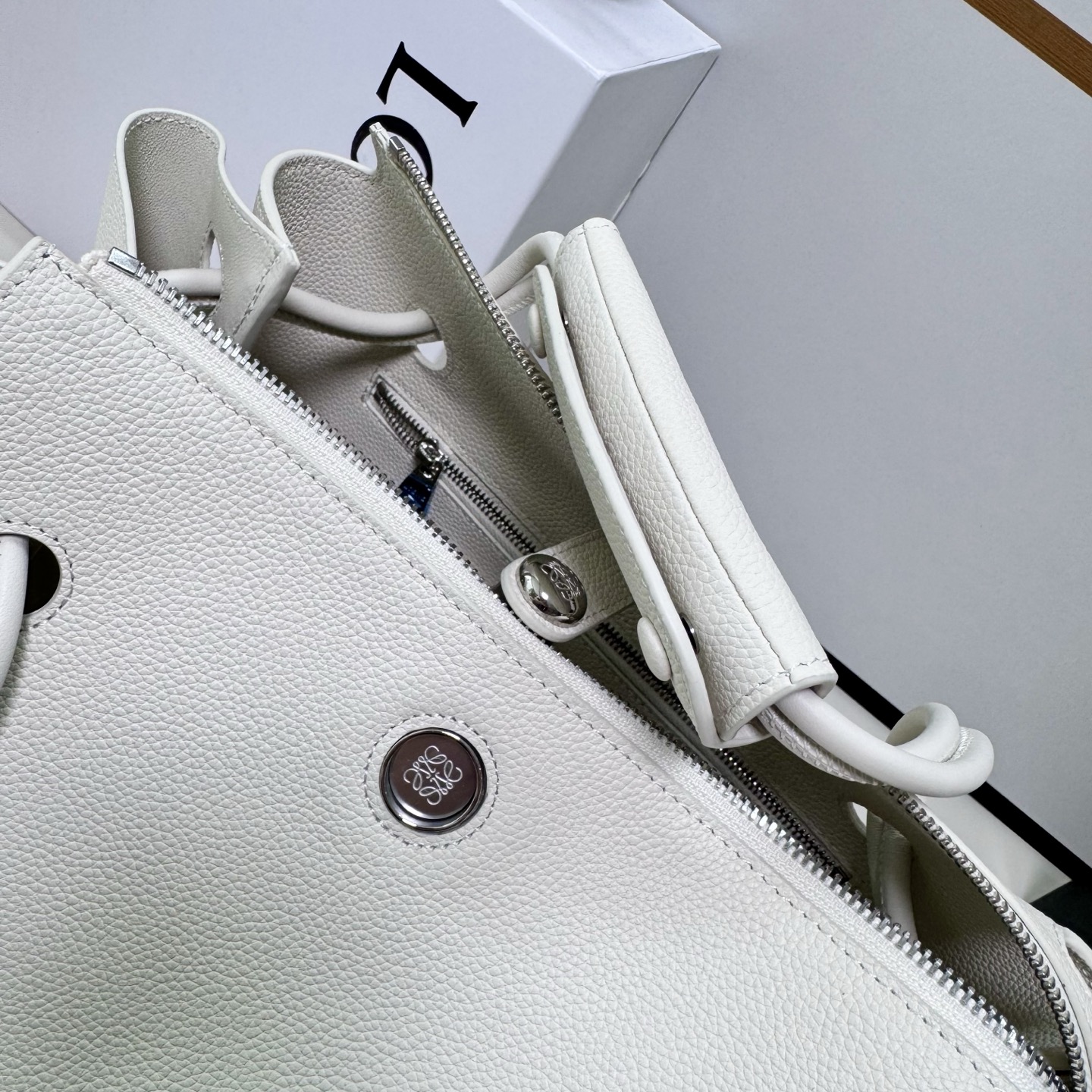 Lowee Madrid Bag-28.5*11*23CＭ