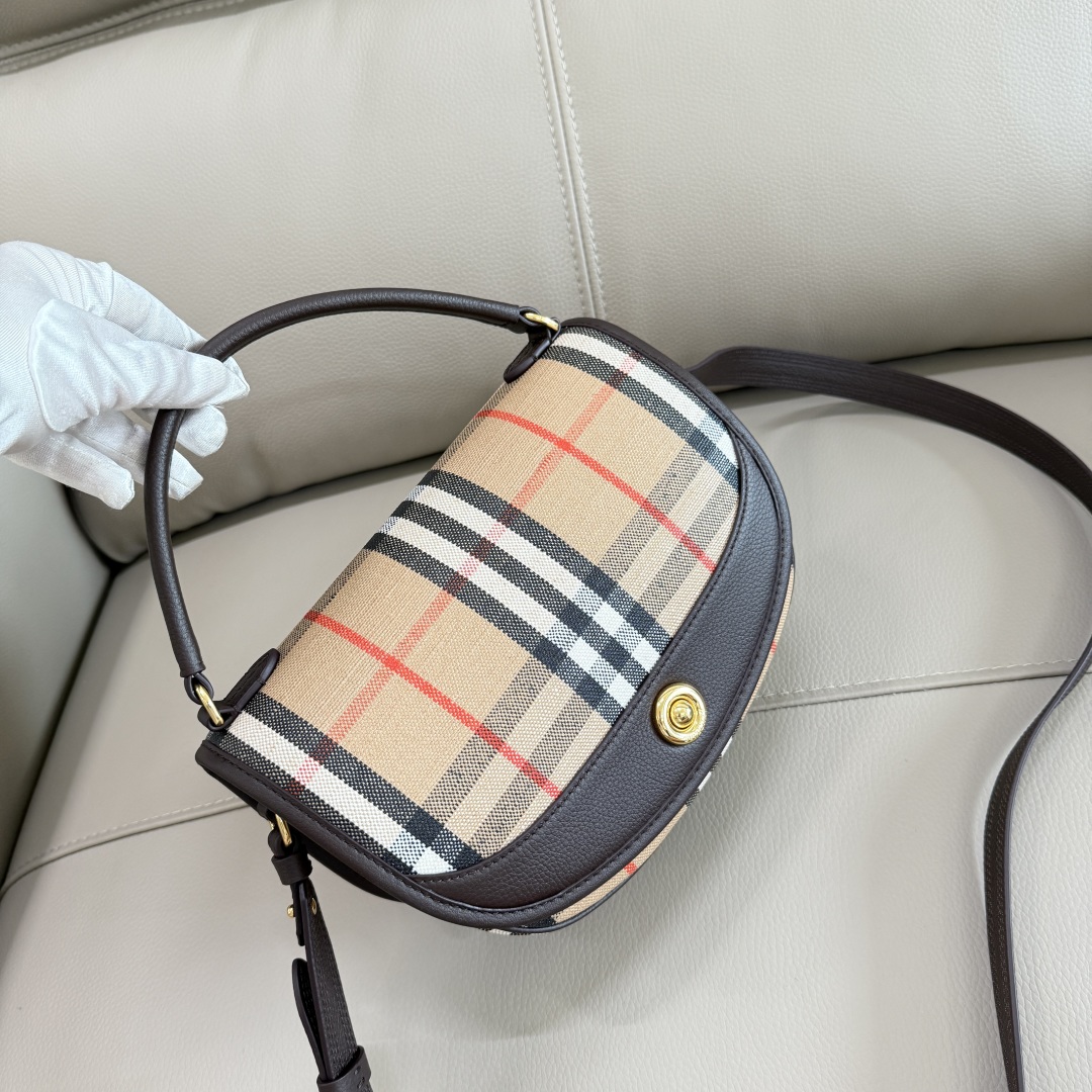 Bv*b*rry mini highlands bag​ in sand-24.5x8x 18cm
