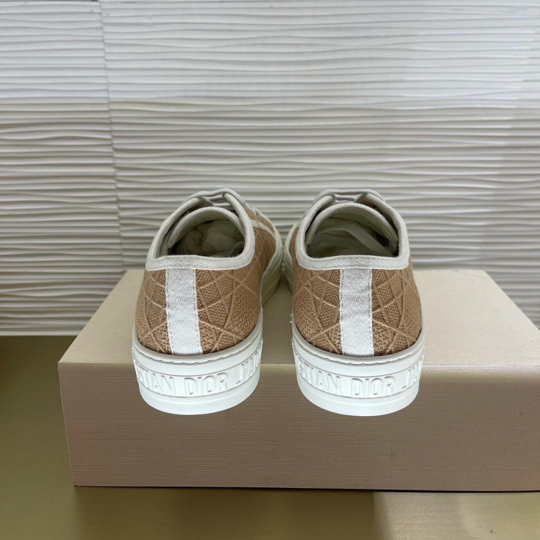 D*or sneakers